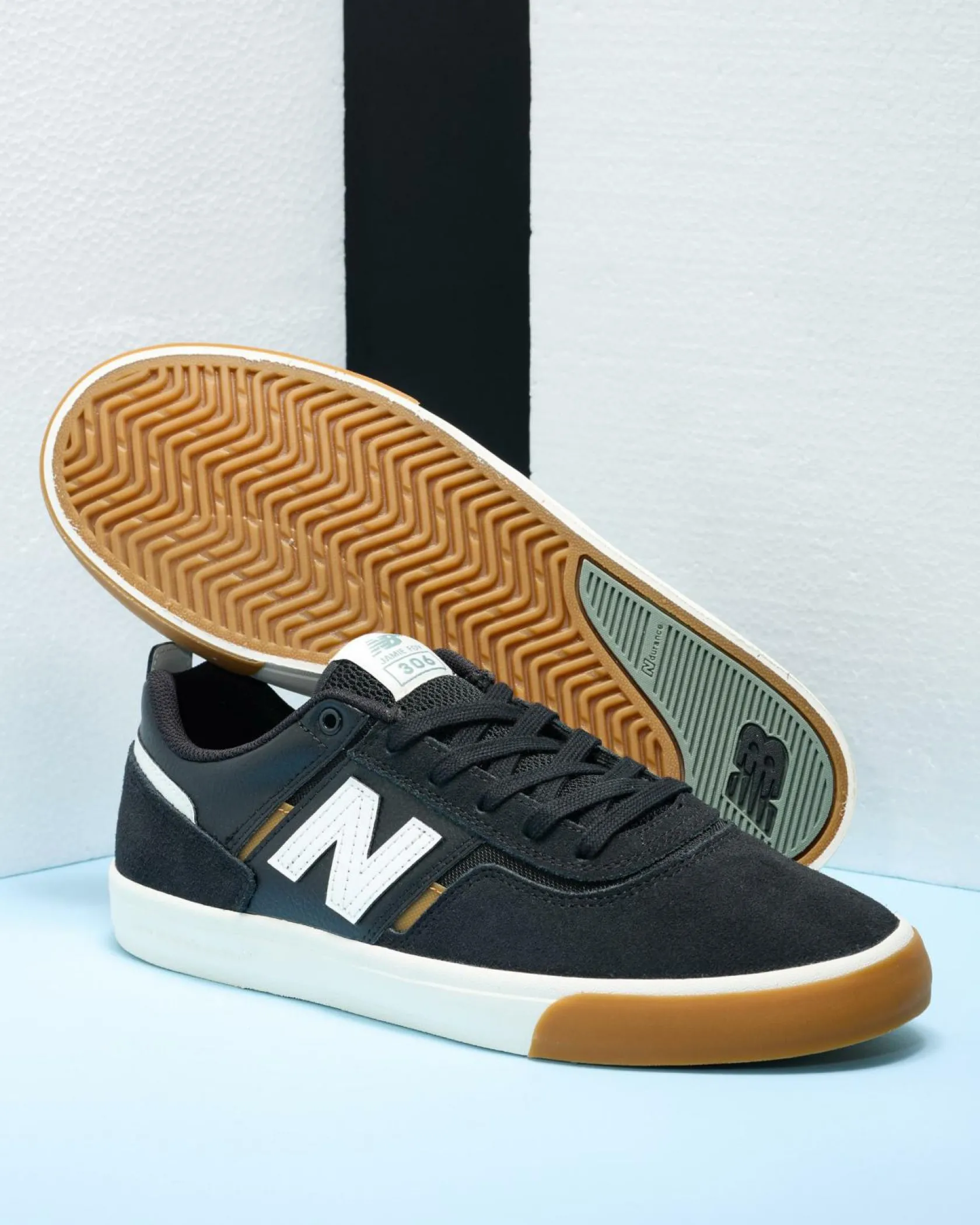 New Balance 306 V1 Shoes Black/white