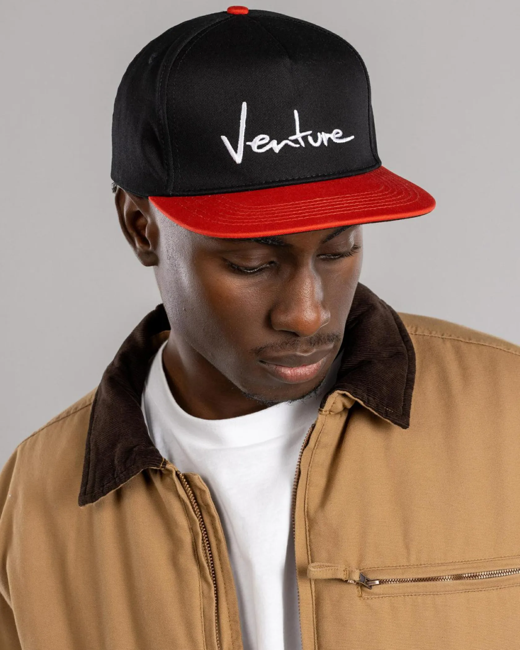 Venture Basic '92 Snapback Cap Black/red