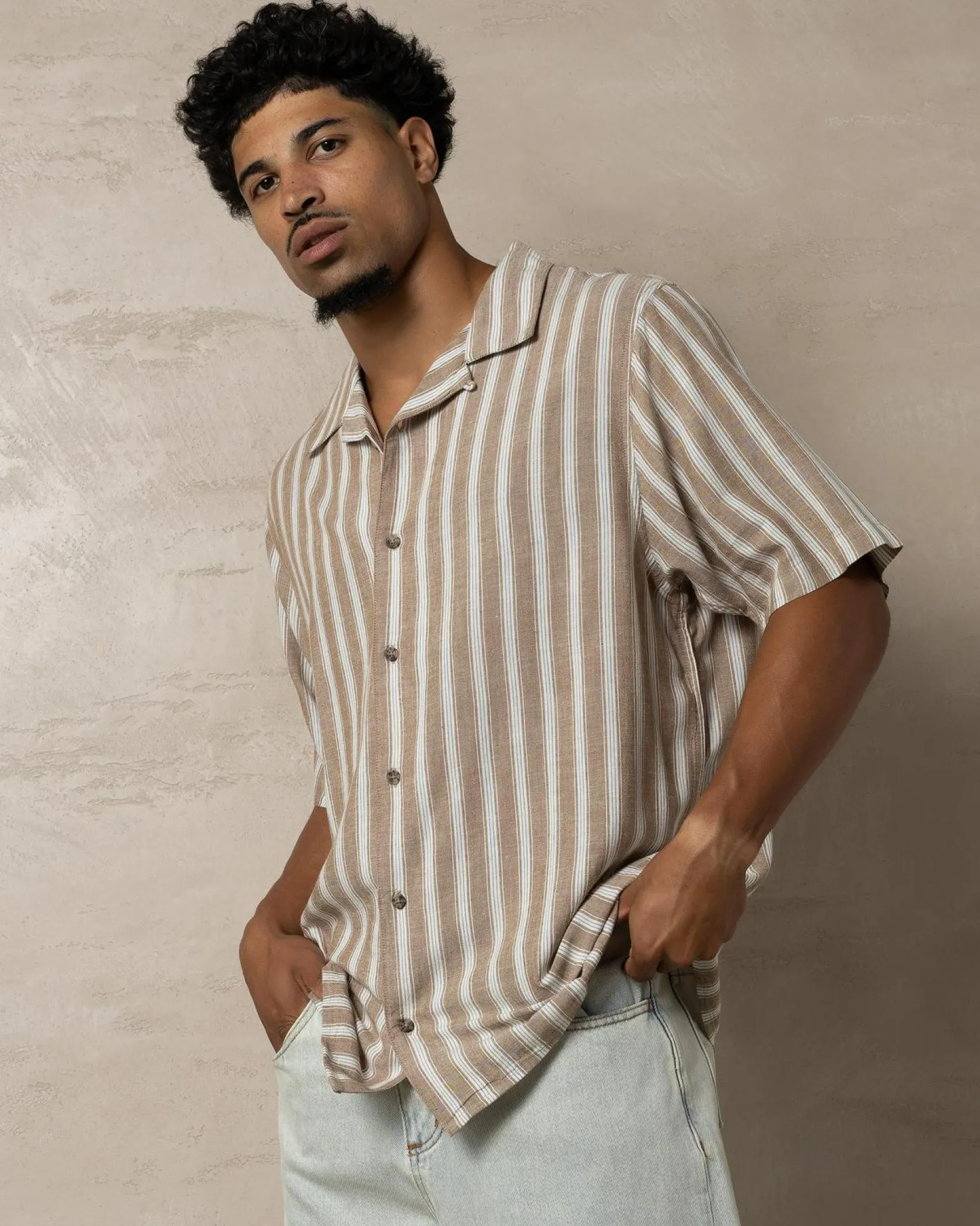 RVCA Beat Stripe Vintage Short Sleeve Shirt Ermine Hot