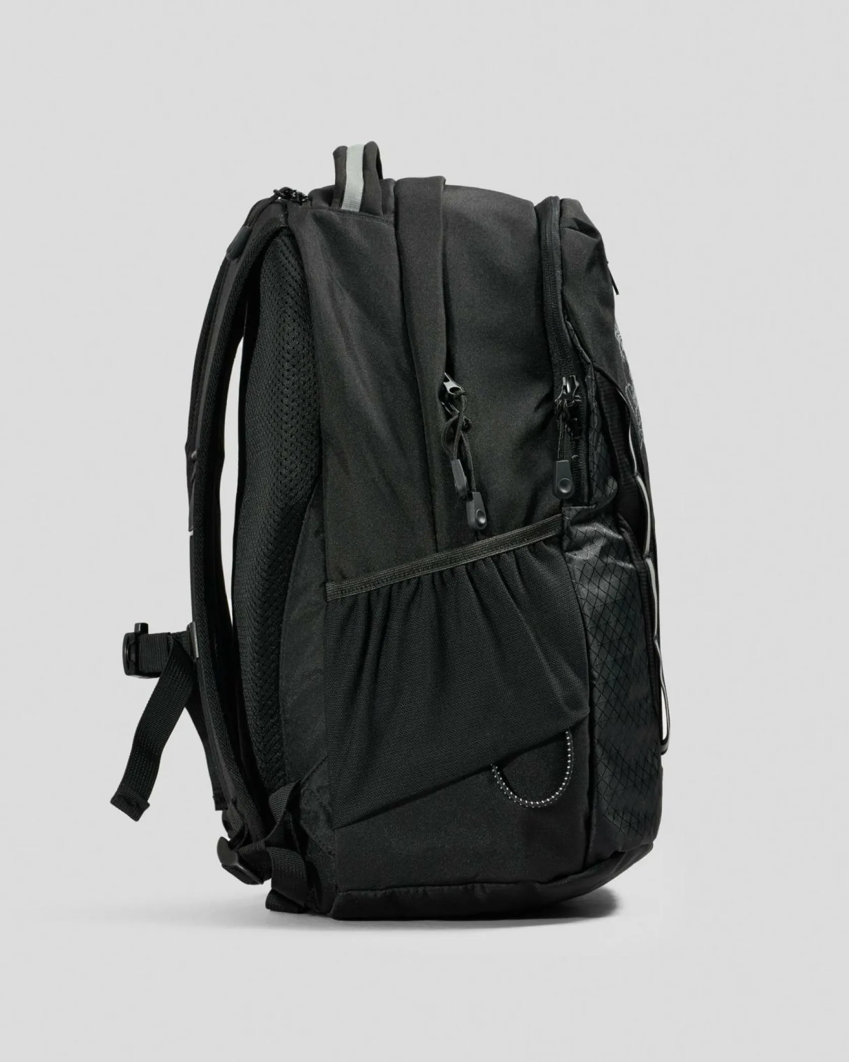 Salty Life beard Backpack Black Hot