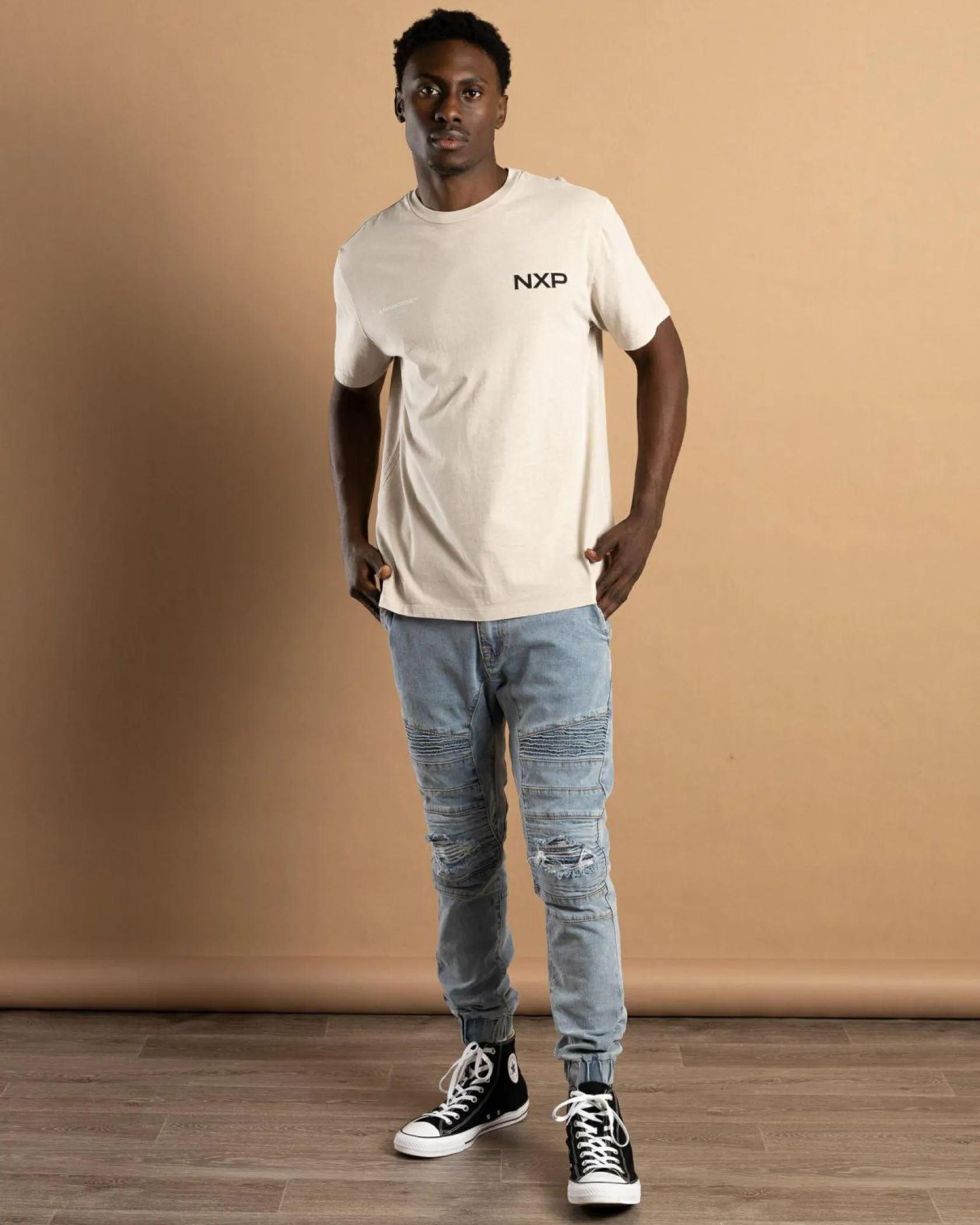 Nena & Pasadena Brace Standard T-Shirt Pigment Silver Grey Sale
