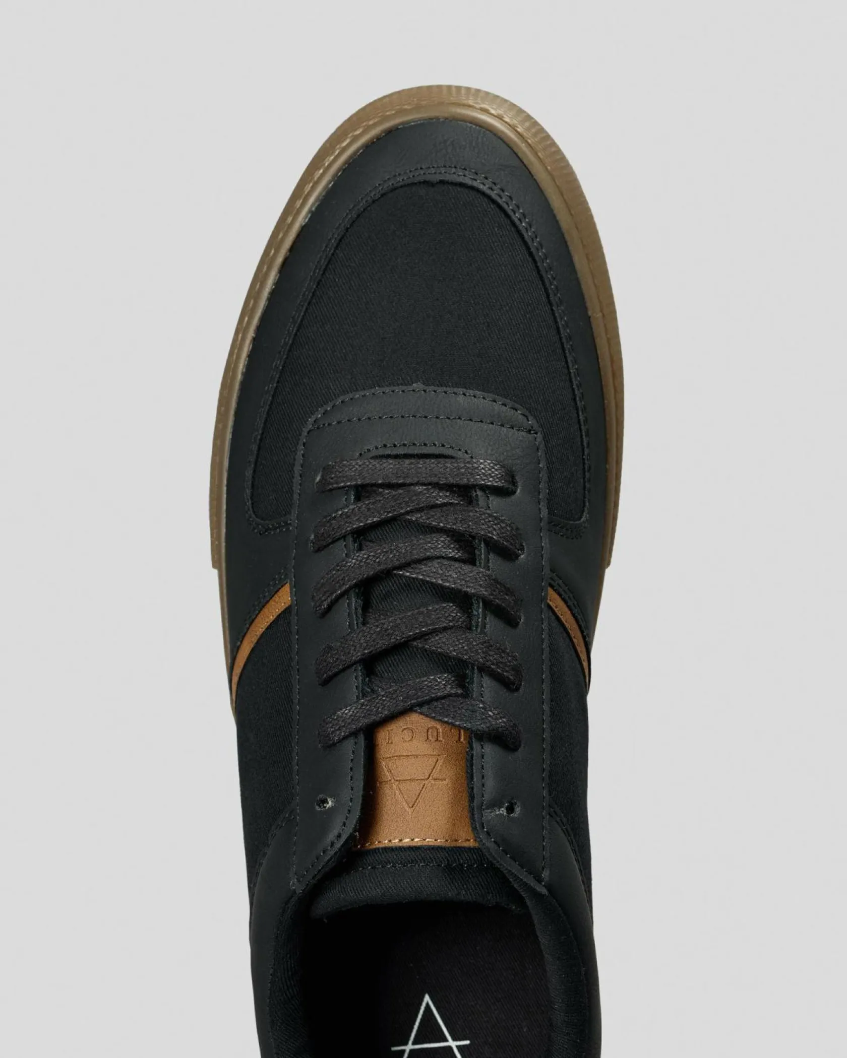 Lucid Chester 2 Shoes Black/gum