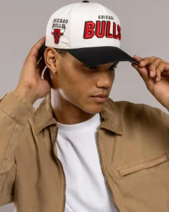Mitchell & Ness Chicago Bulls Pro Pinch Snapback Cap Vintage White/black Sale