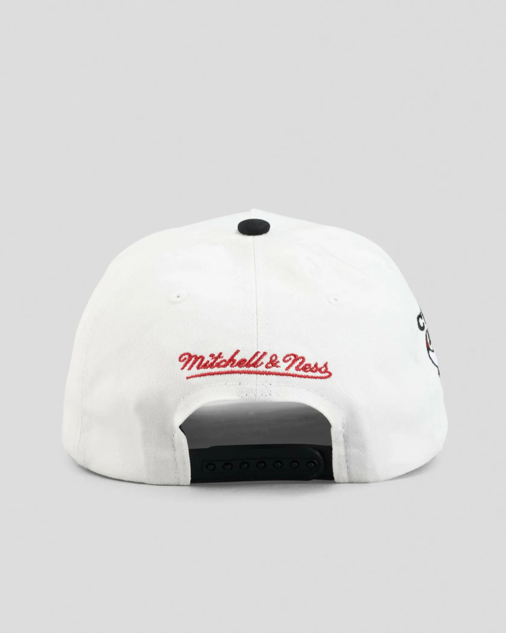 Mitchell & Ness Chicago Bulls Pro Pinch Snapback Cap Vintage White/black Sale