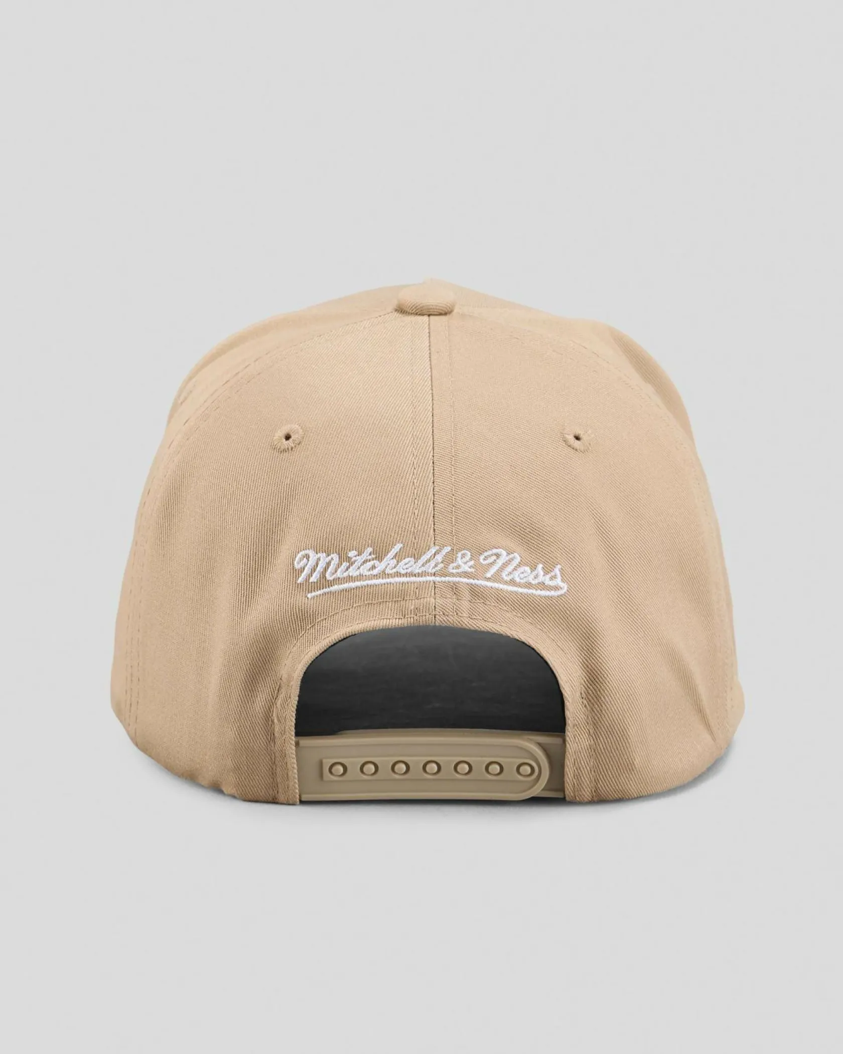 Mitchell & Ness Chicago Bulls Pro Pinch Snapback Cap Oat Sale