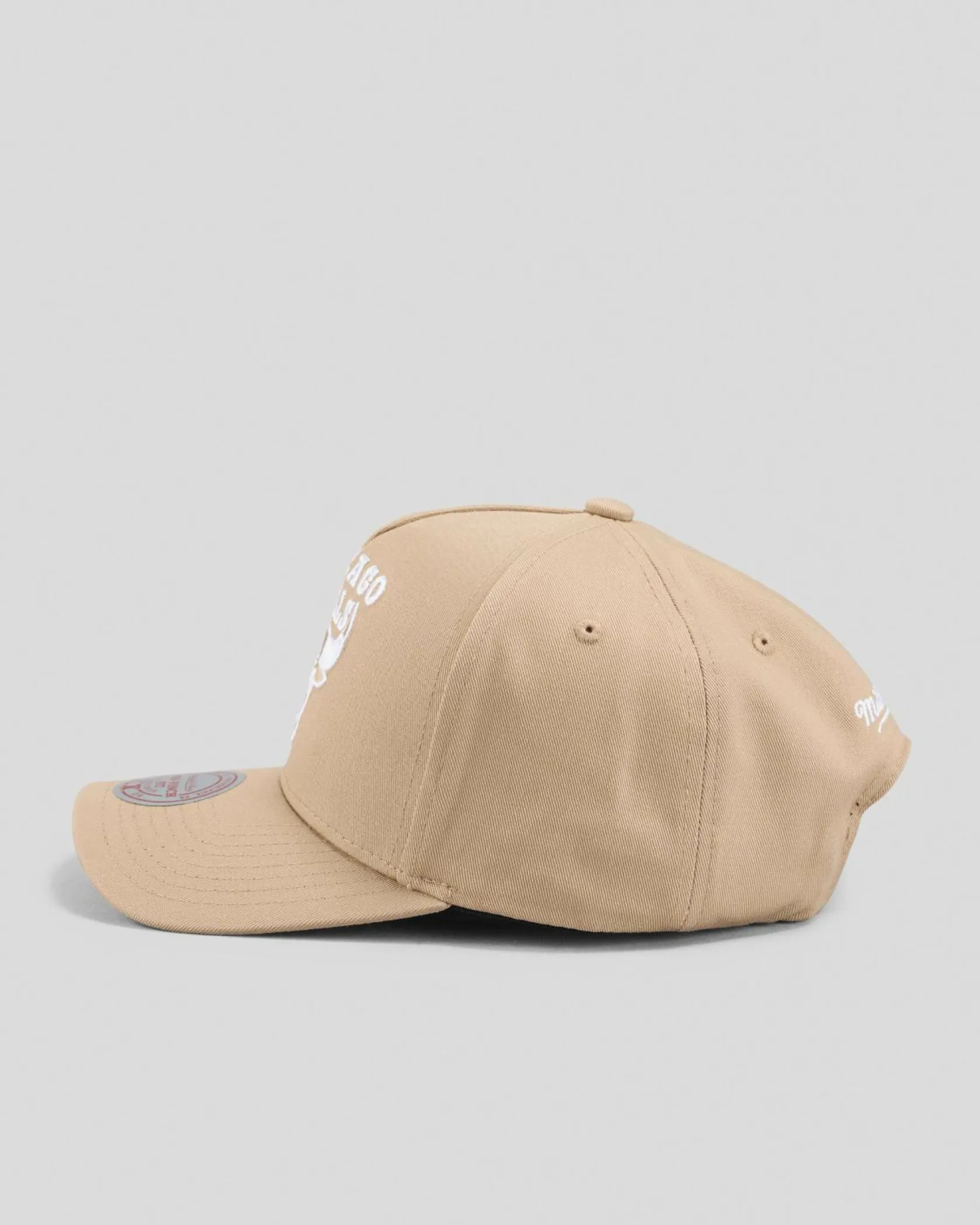 Mitchell & Ness Chicago Bulls Pro Pinch Snapback Cap Oat Sale