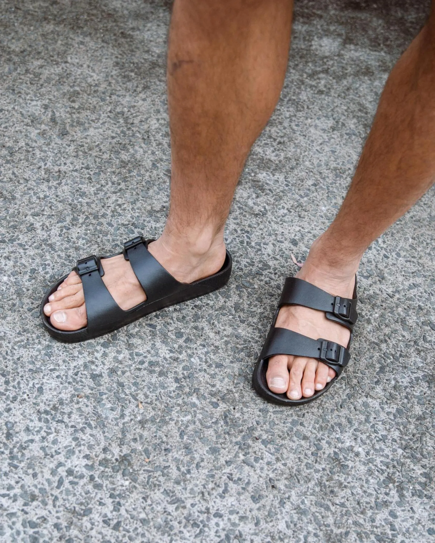 Lucid Cortina Sandals Black