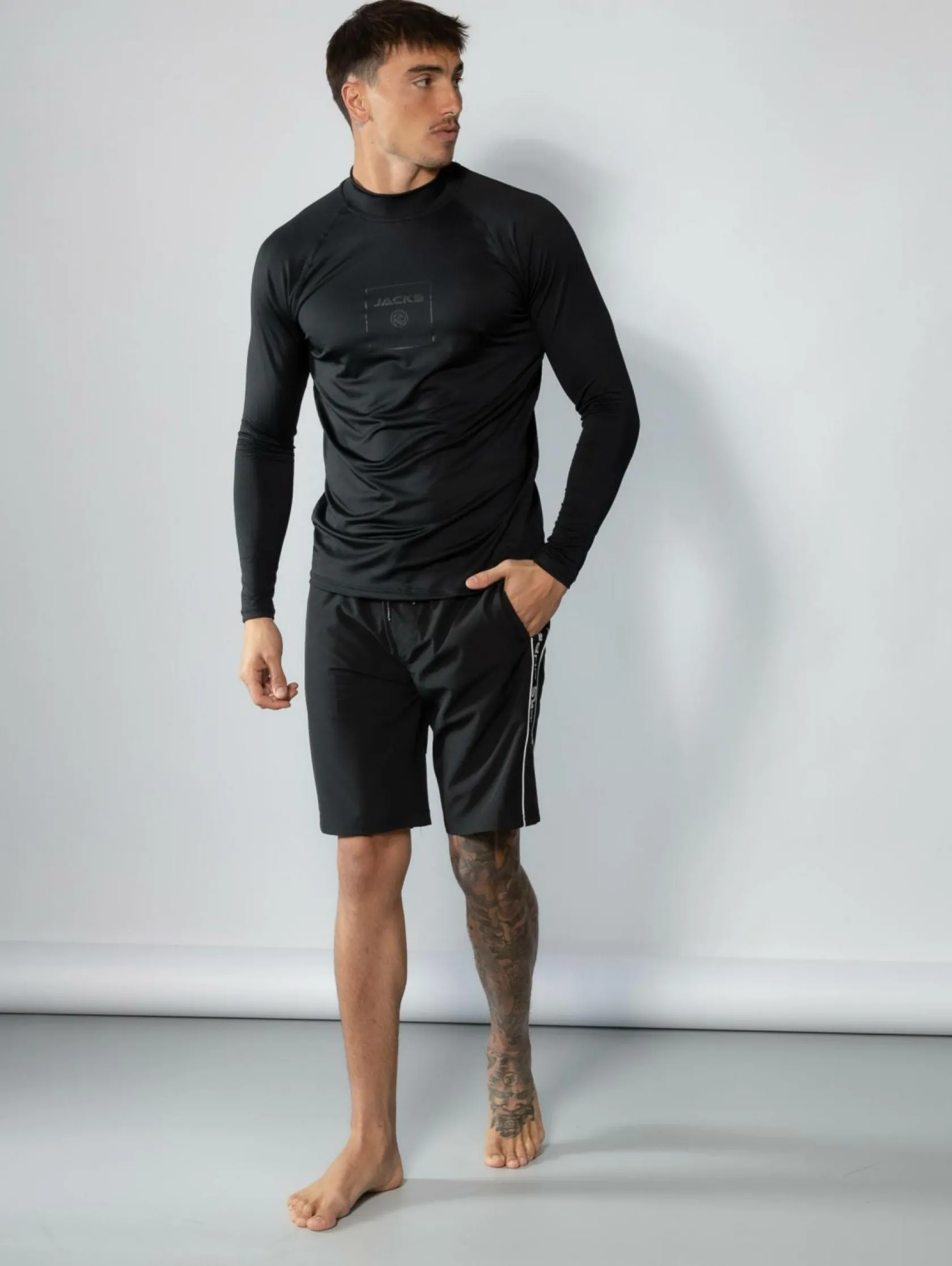 Jacks Covert Long Sleeve Rash Vest Black Discount