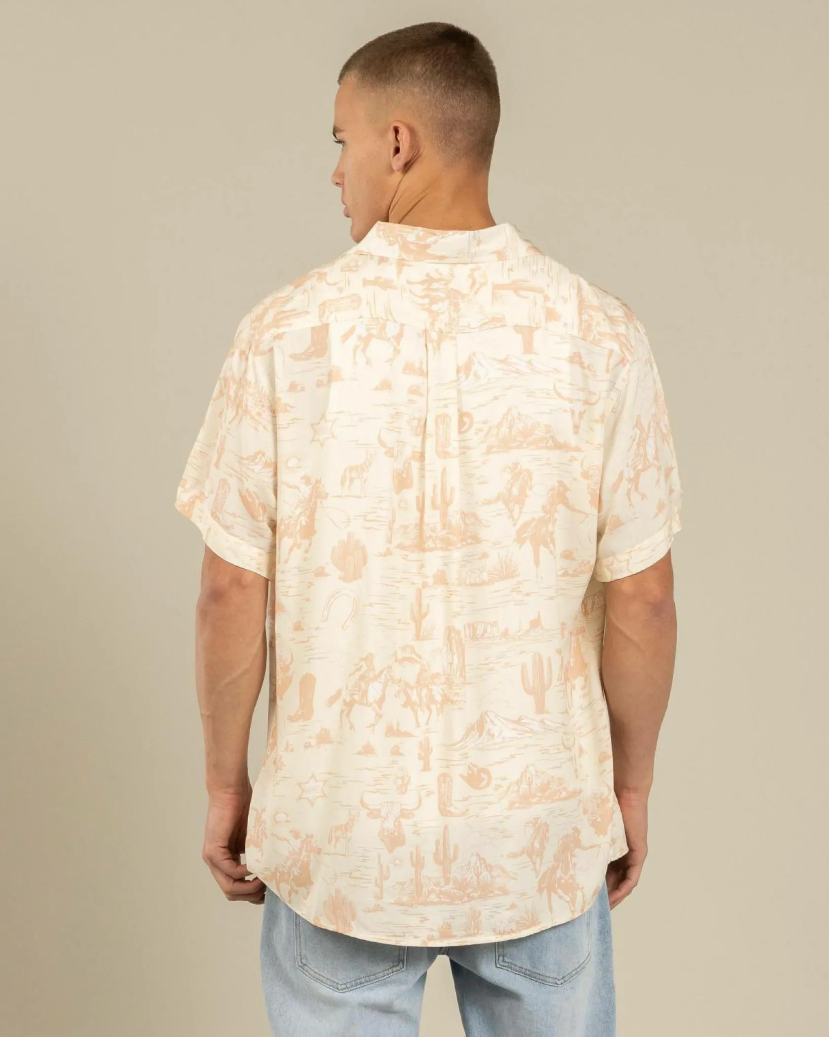Double Diamond Ranch Desert Rider Short Sleeve Shirt Cream New