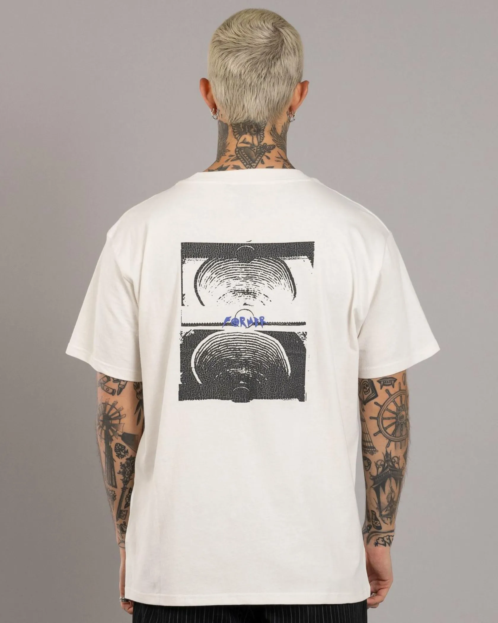Former Droid Crux T-Shirt Bone Best