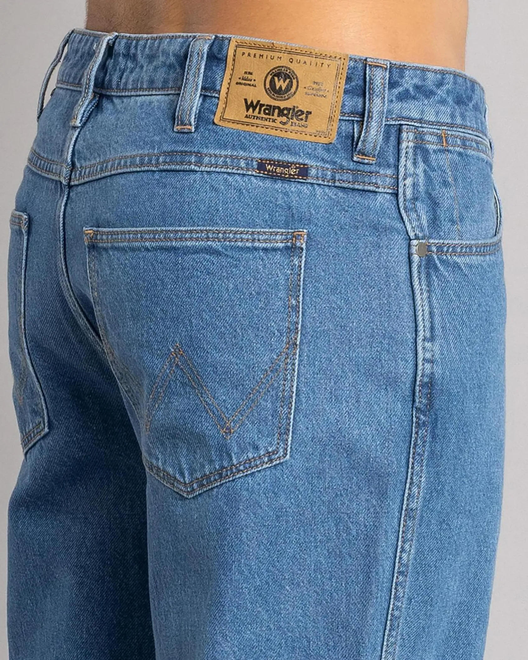 Wrangler Eazy Straight Jeans Rising Indigo Online