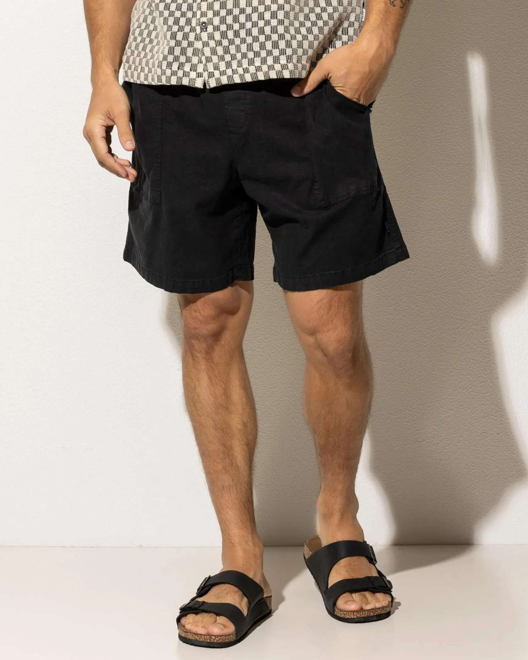 Silent Theory Elastic Patch Pocket Shorts Black