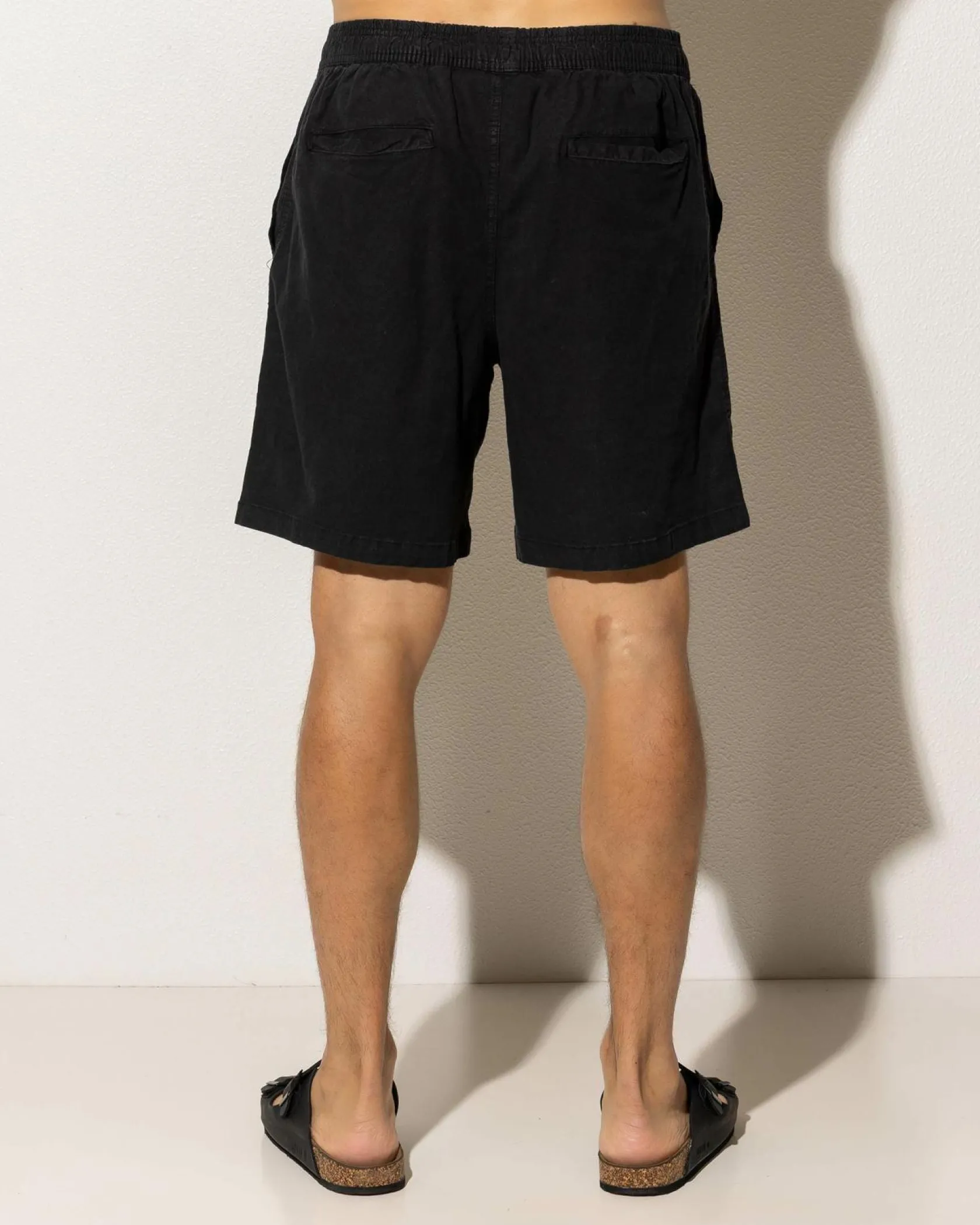 Silent Theory Elastic Patch Pocket Shorts Black