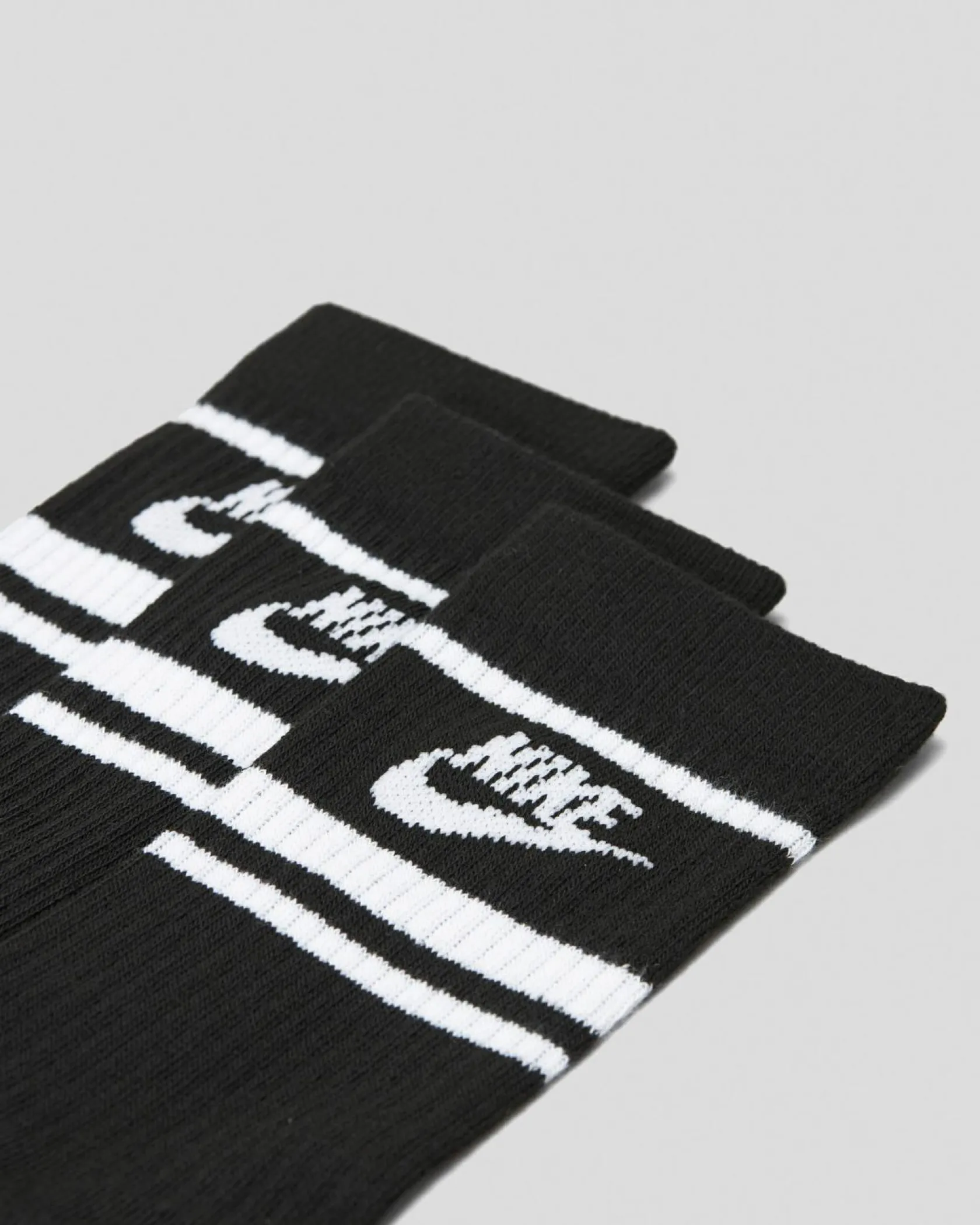 Nike Everyday Essential Crew Socks 3 Pack Black/white Best