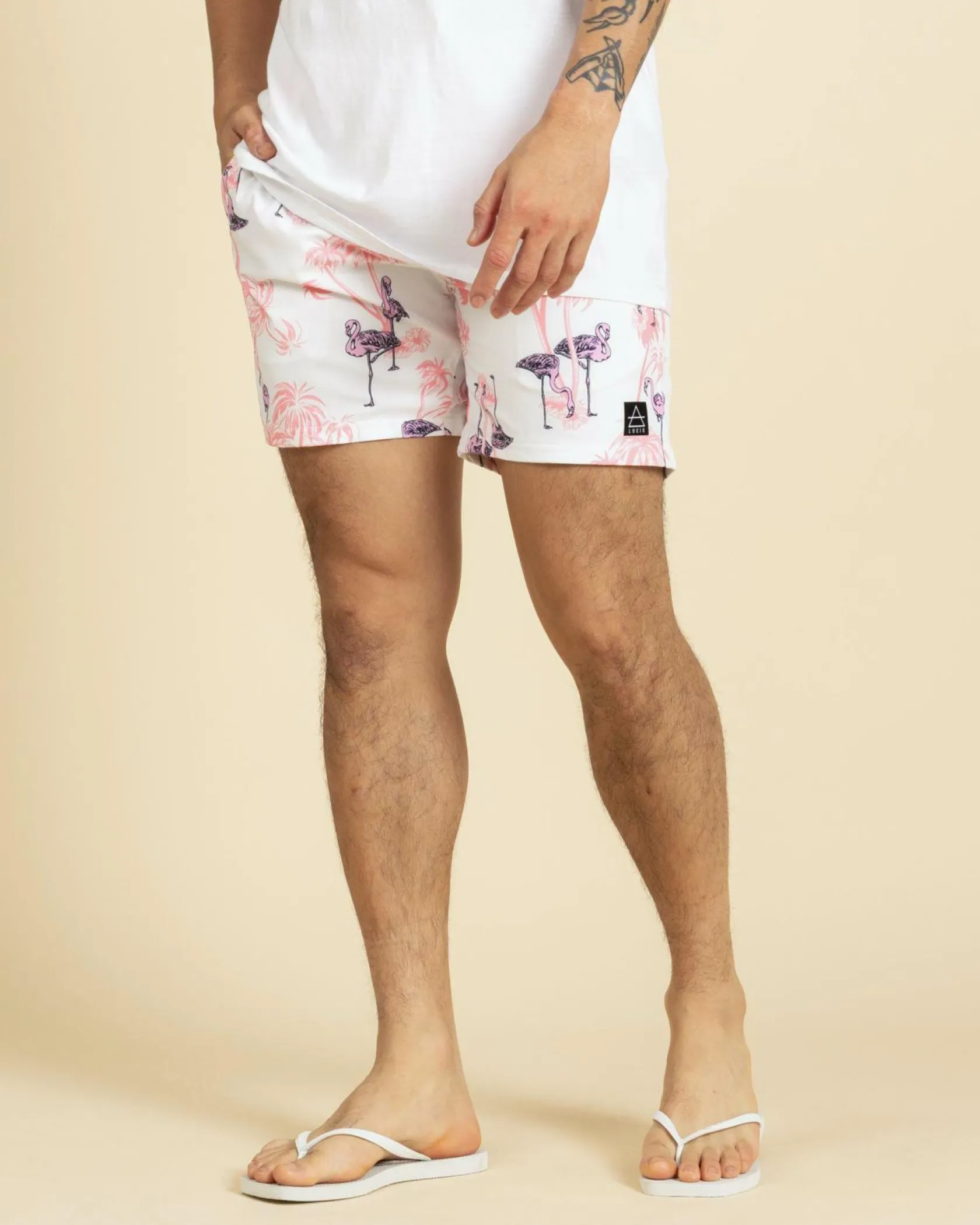 Lucid Feather Elastic Waist Shorts White/ Pink