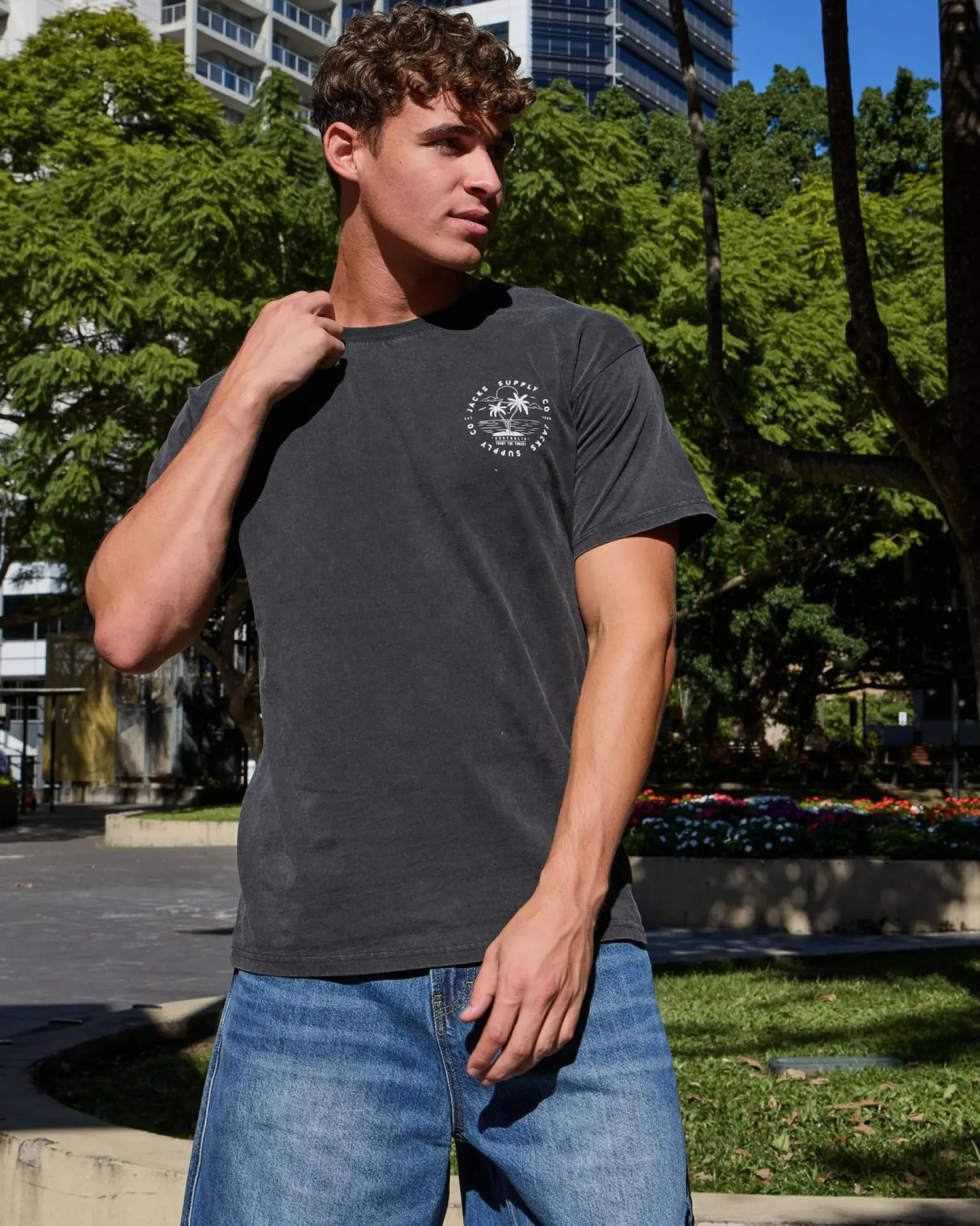 Jacks Find Paradise T-Shirt Black Acid Clearance