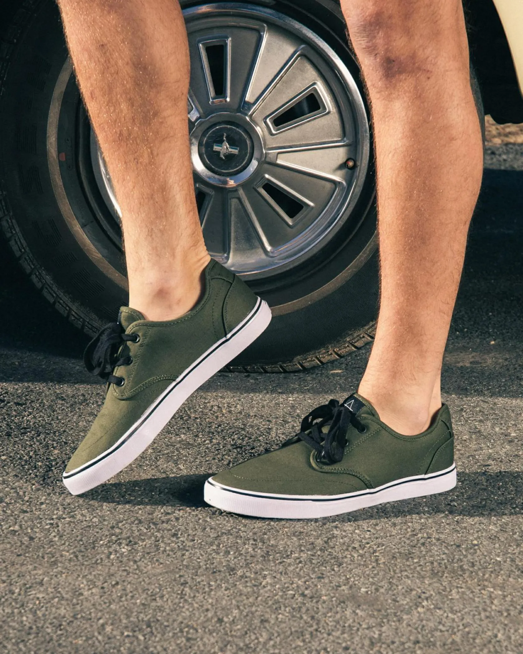 Lucid Geomet Shoes Dark Olive/black Outlet