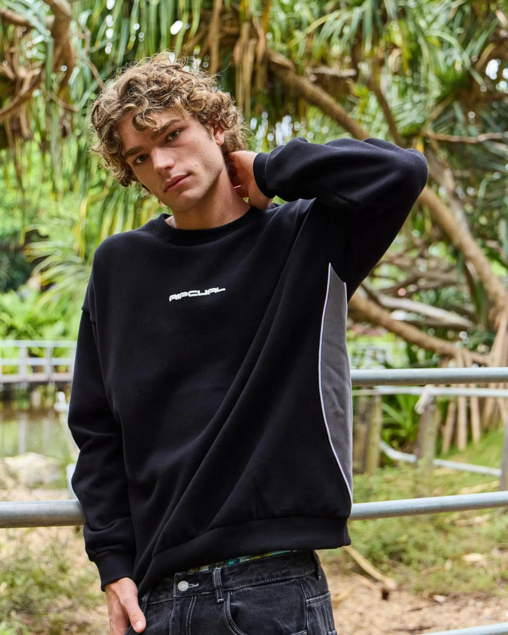 Rip Curl Giant Prawn Crew Sweatshirt Black Hot
