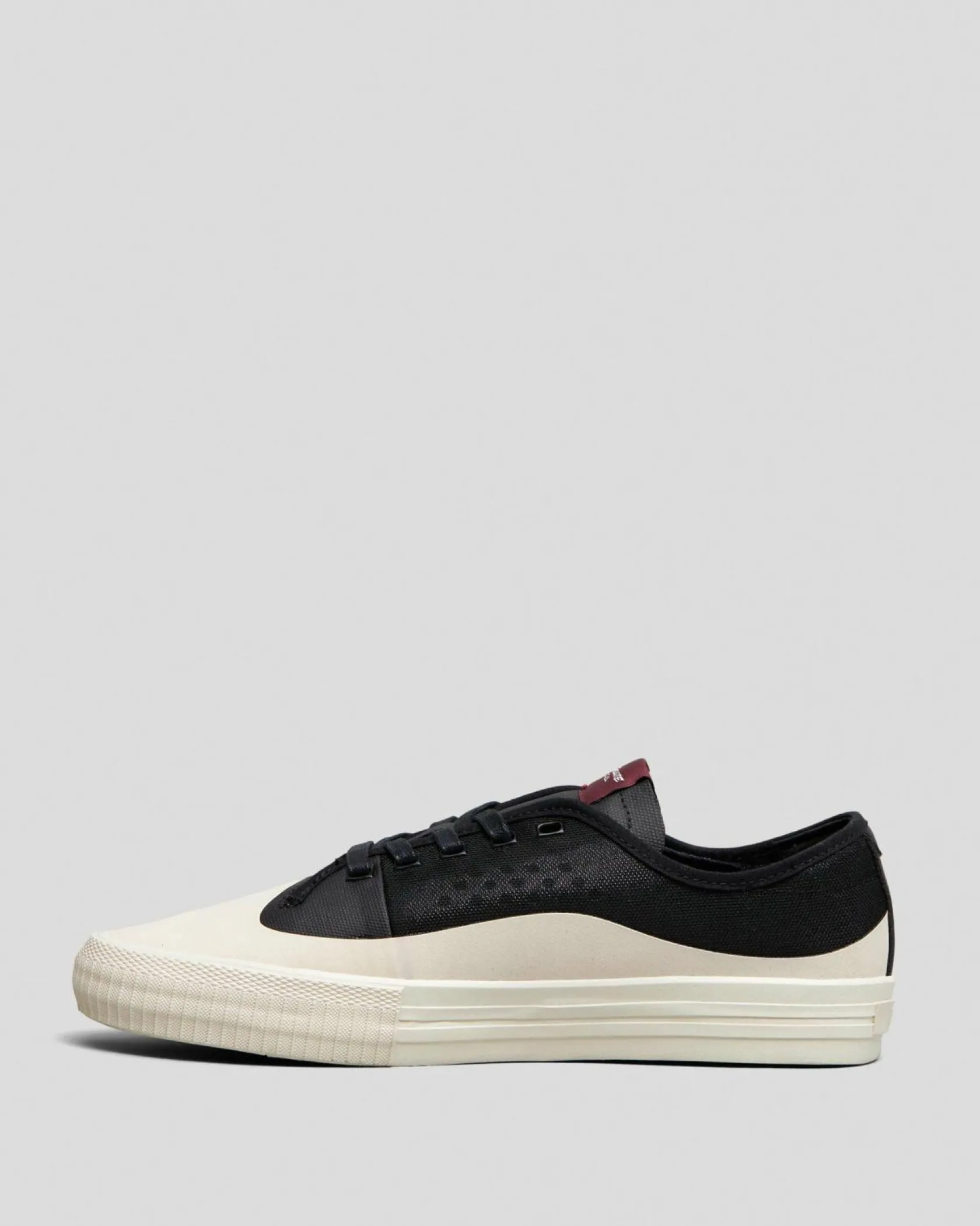 Globe Gillette Shoes Black/cream Sale