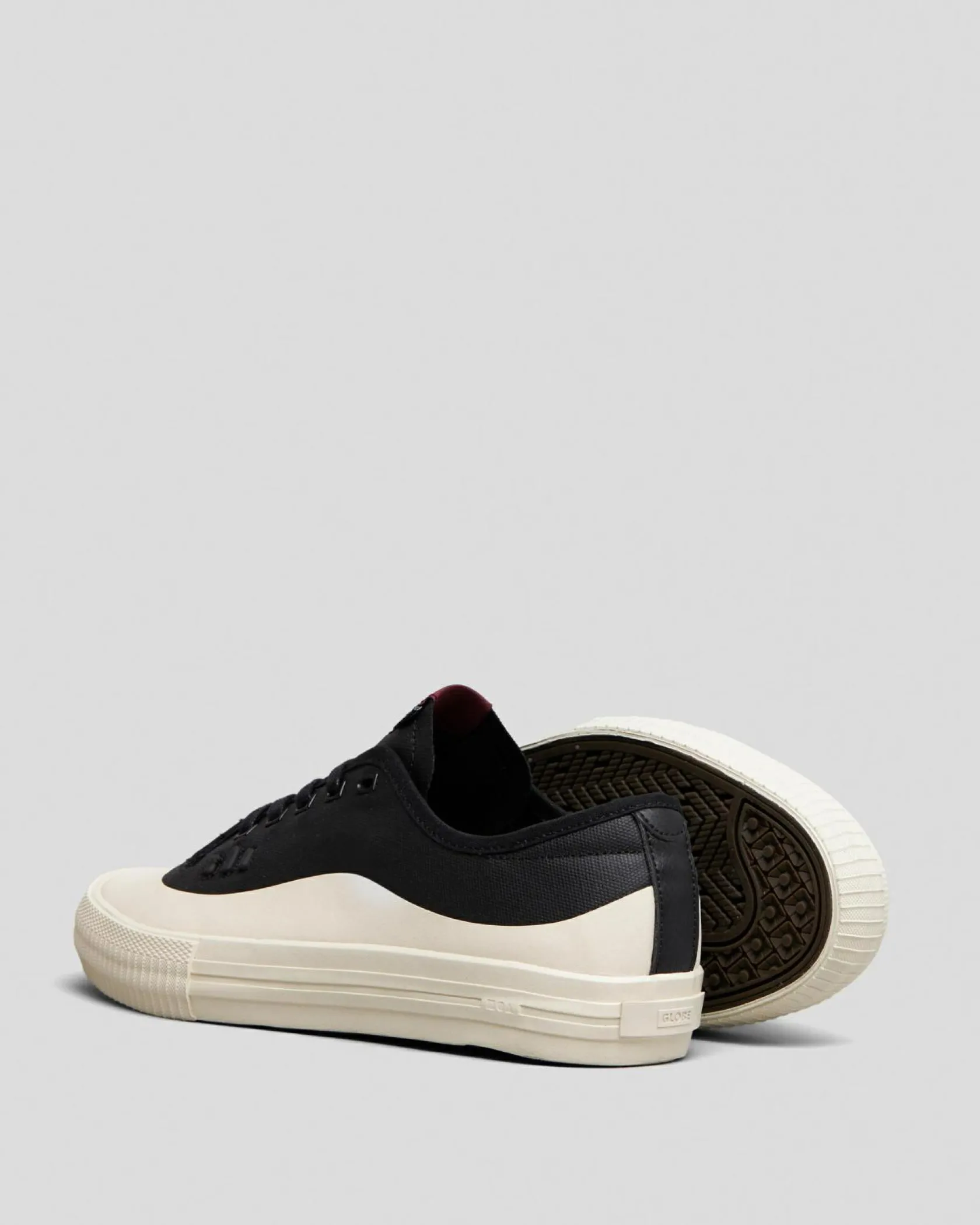 Globe Gillette Shoes Black/cream Sale
