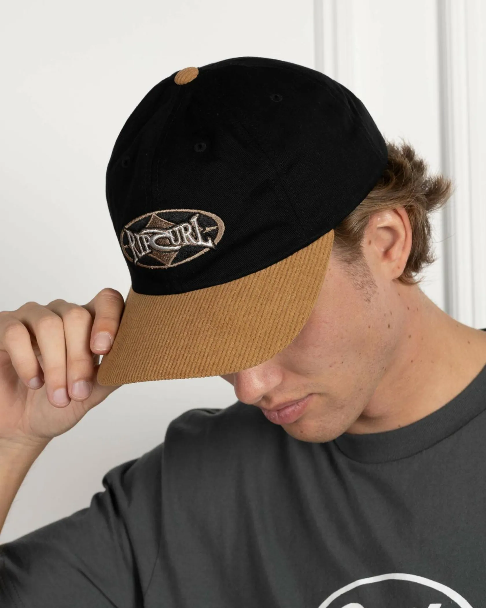 Rip Curl Heritage Oval Snapback Cap Black/tan Clearance