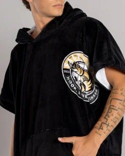 Salty Life Hooked V3 Hooded Towel Black Discount