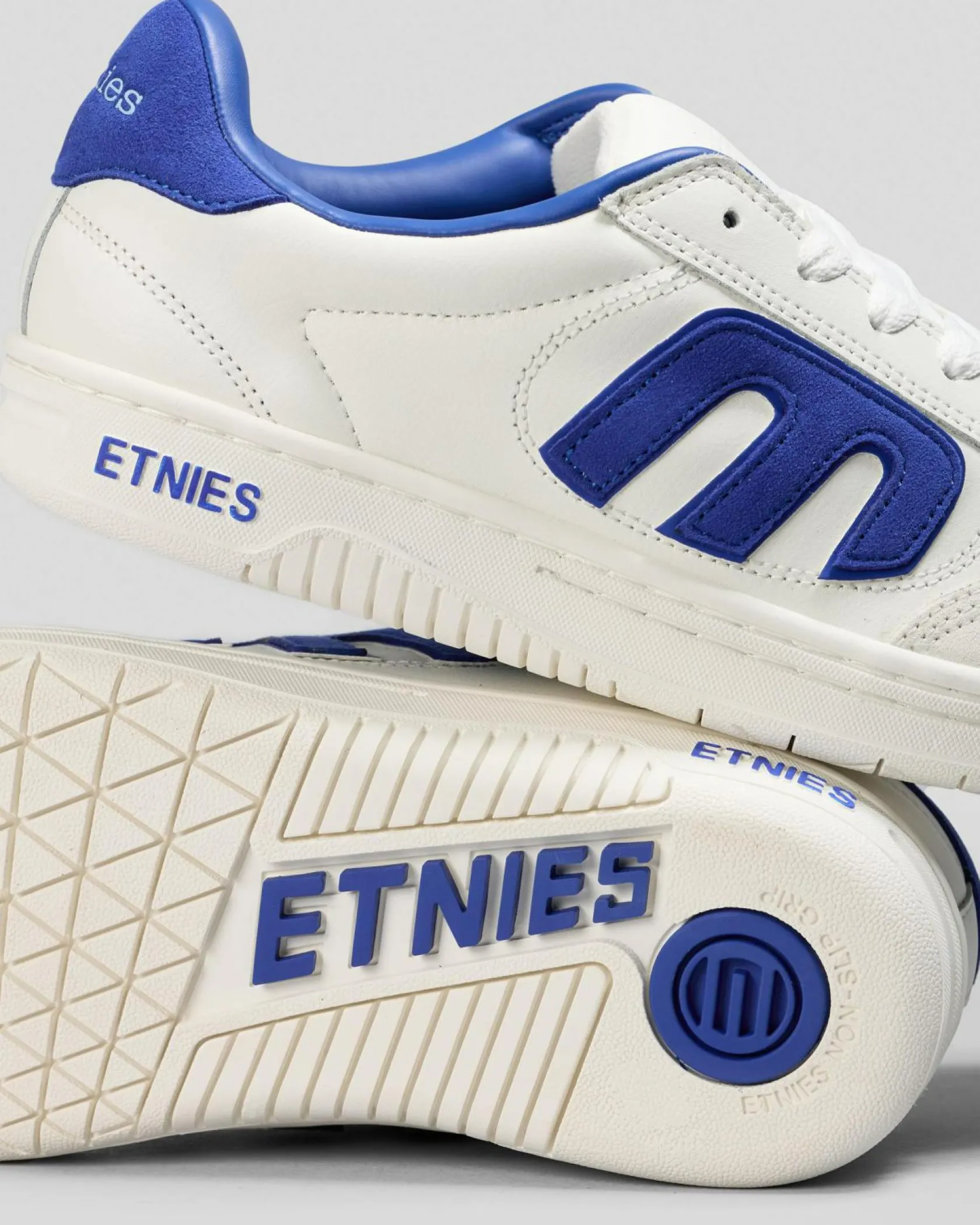 Etnies Lo-Cut Shoes White/blue