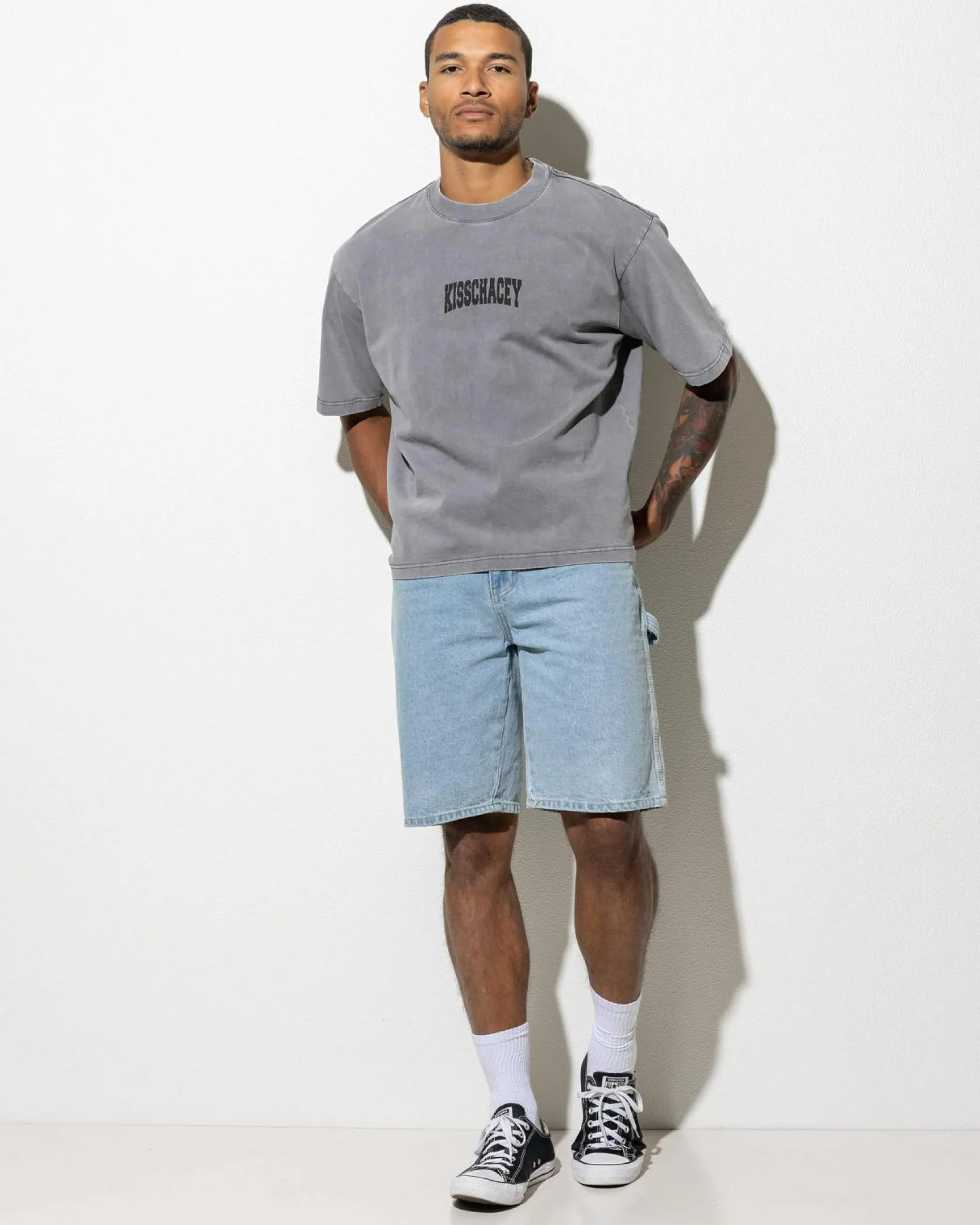 Kiss Chacey Missing Oversized T-Shirt Mineral Charcoal Sale