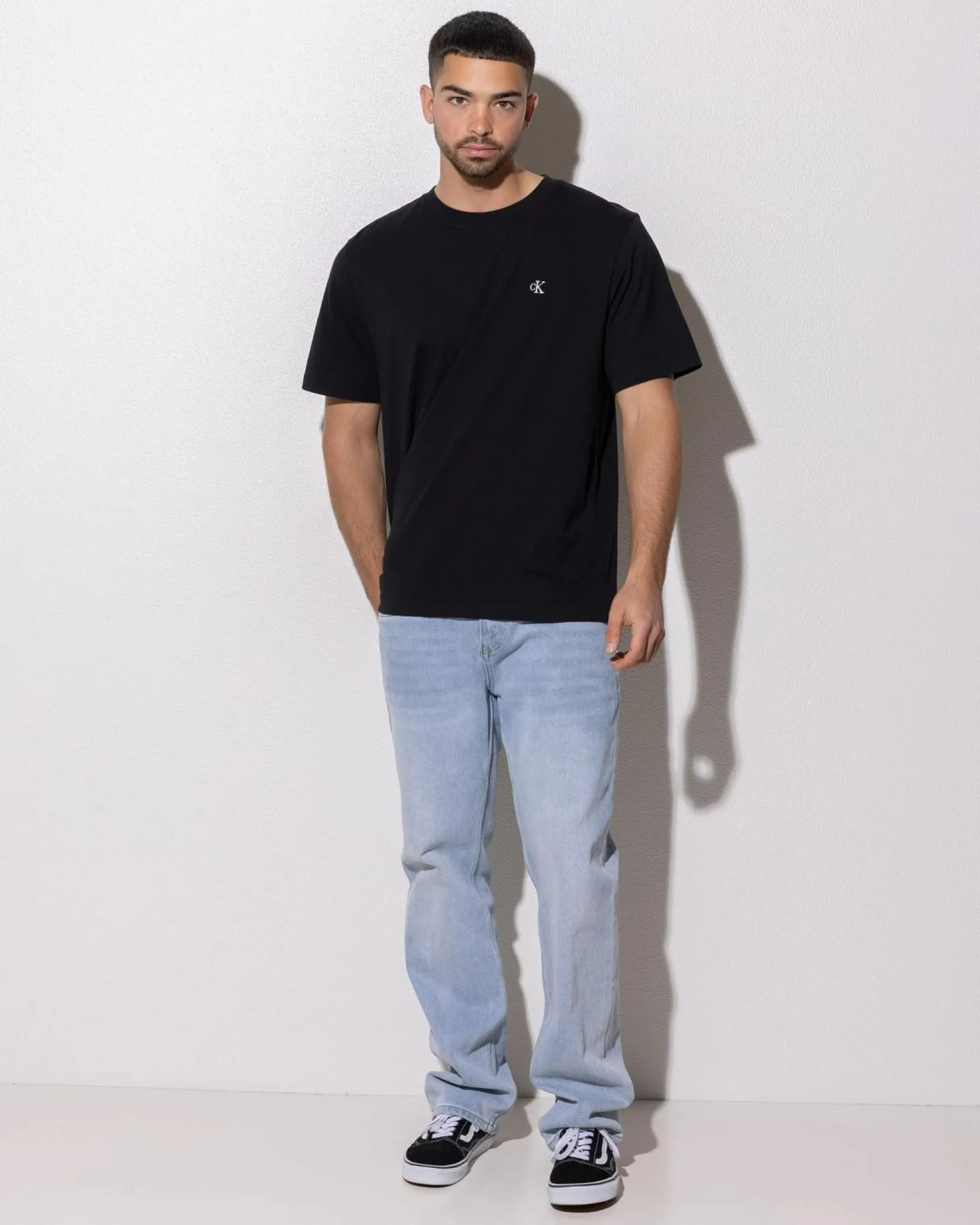 Calvin Klein Monogram Easy T-Shirt Black New