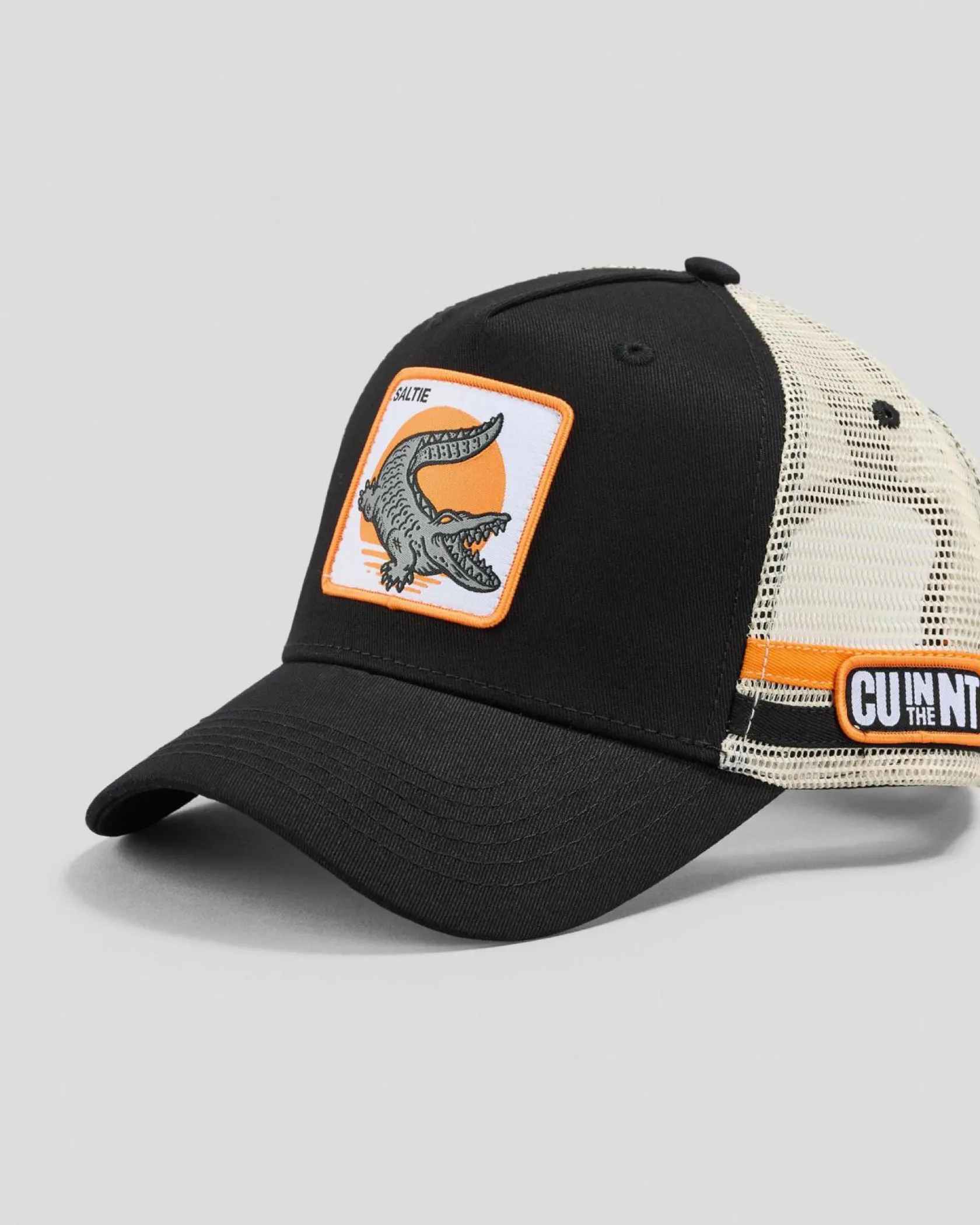 CU in the NT NT Saltie Trucker Black New