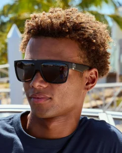 Carve Onyx Polarised Sunglasses Matt Black Outlet