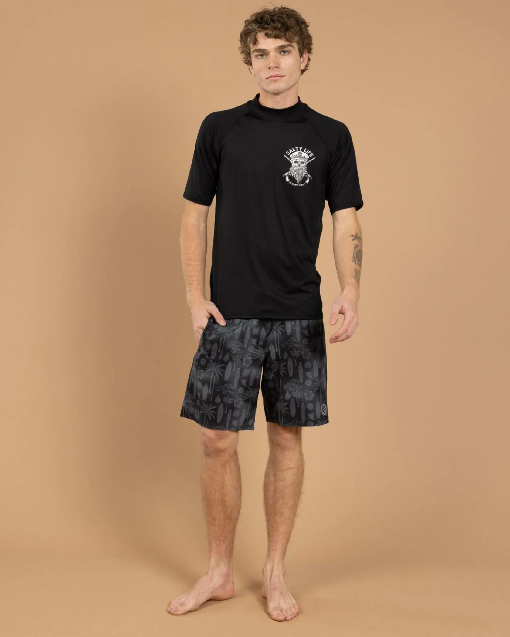 Salty Life Overboard Short Sleeve Rash Vest Black