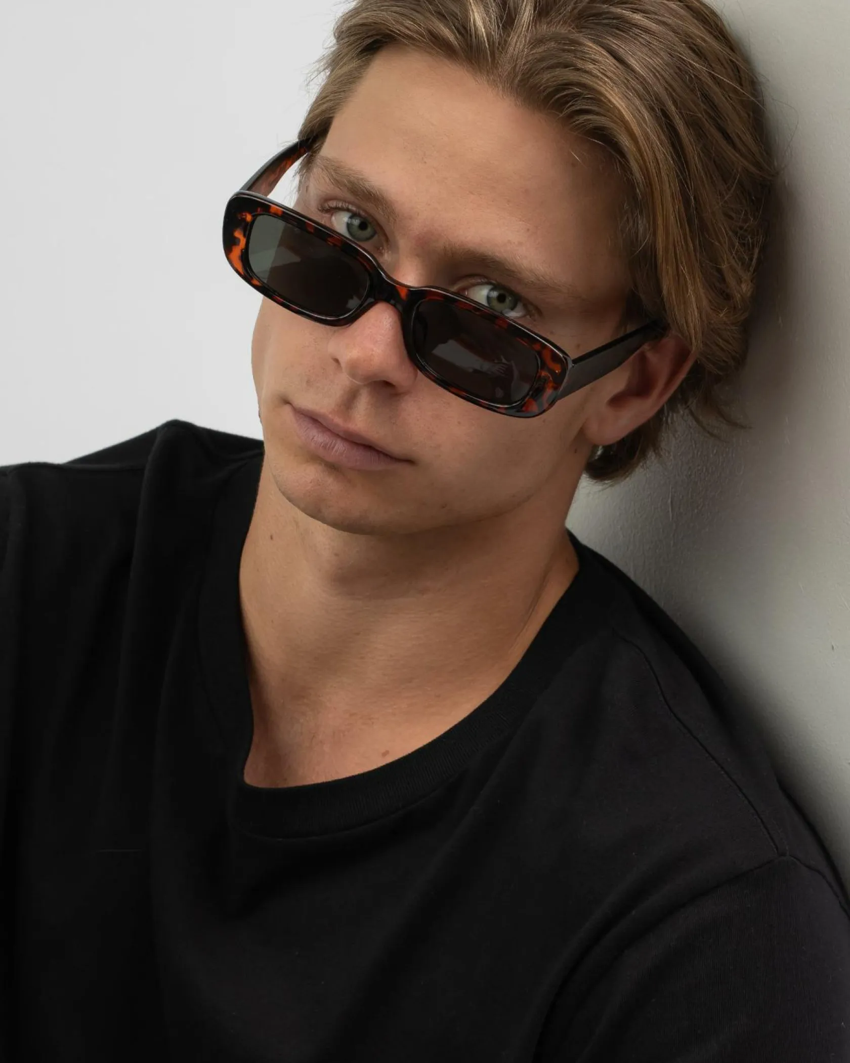 Happy Hour Oxford Sunglasses Tortoise Hot