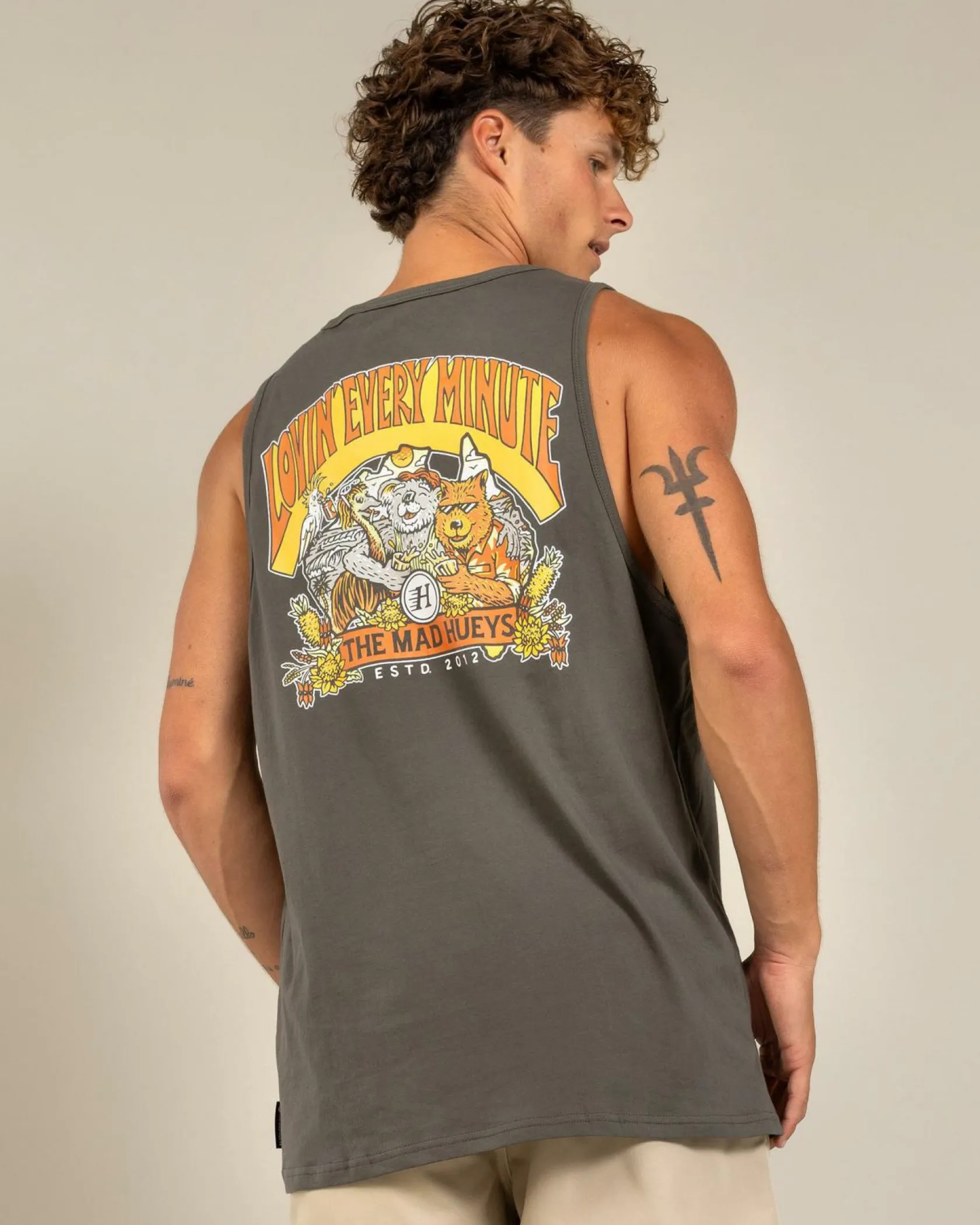 The Mad Hueys Oz Straya Singlet Charcoal Hot