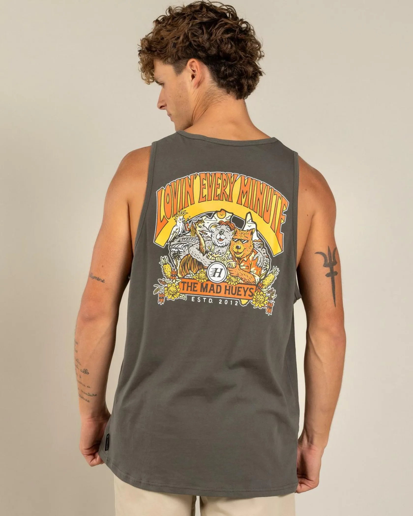 The Mad Hueys Oz Straya Singlet Charcoal Hot