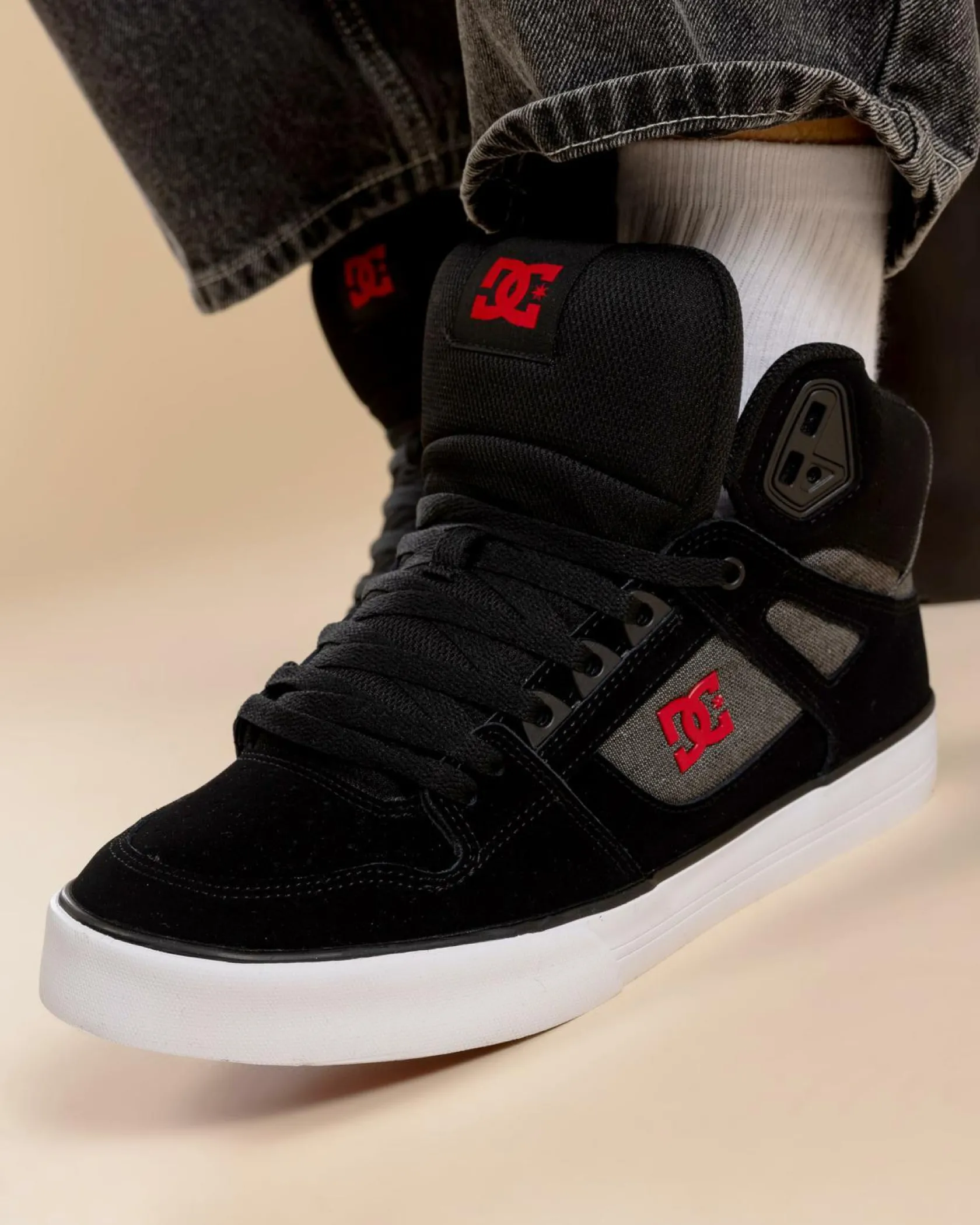 DC Shoes Pure High-Top WC Shoes Black/red/black
