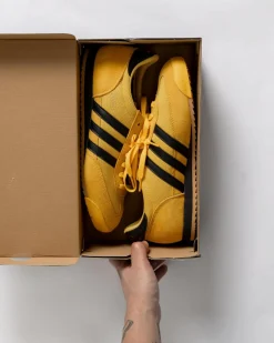 adidas R71 Shoes Crew Yellow/core Black/gold Met Hot