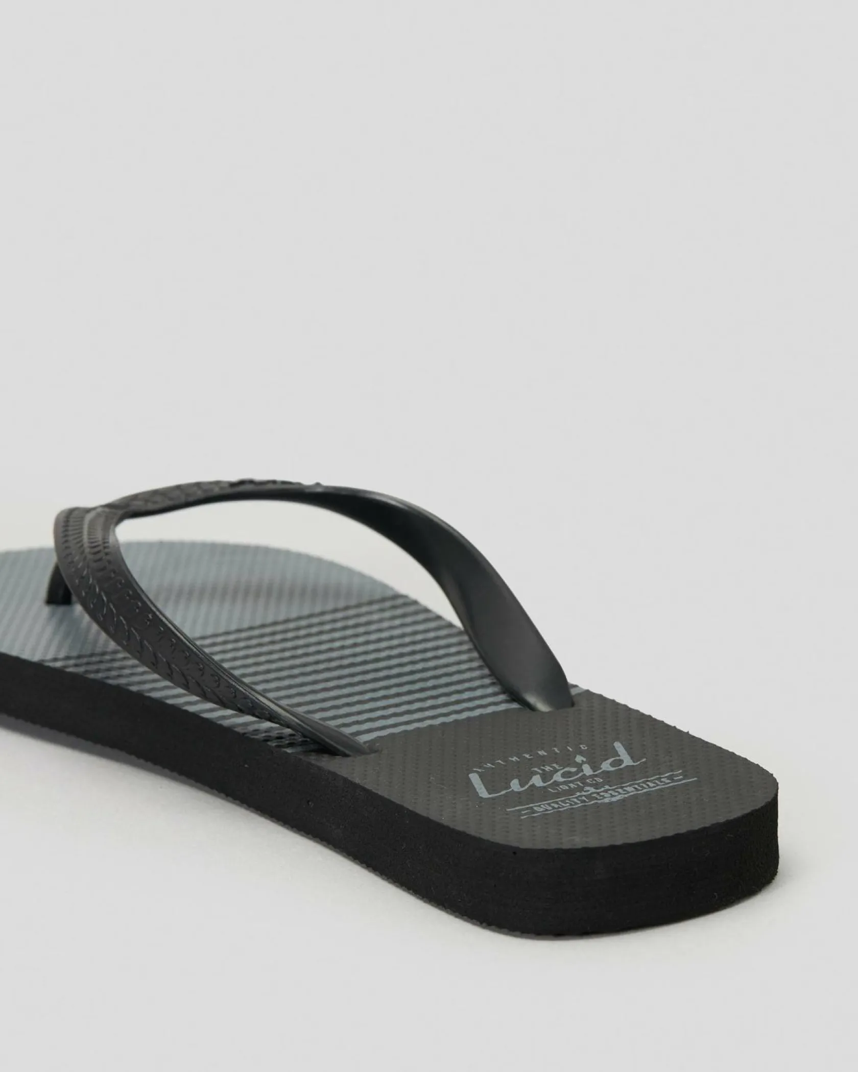 Lucid Ripple Thongs Black/grey Hot