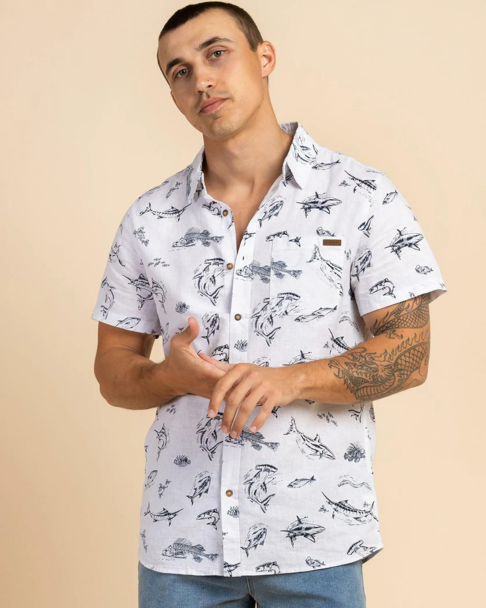 Salty Life Riptide Short Sleeve Shirt White/navy Hot