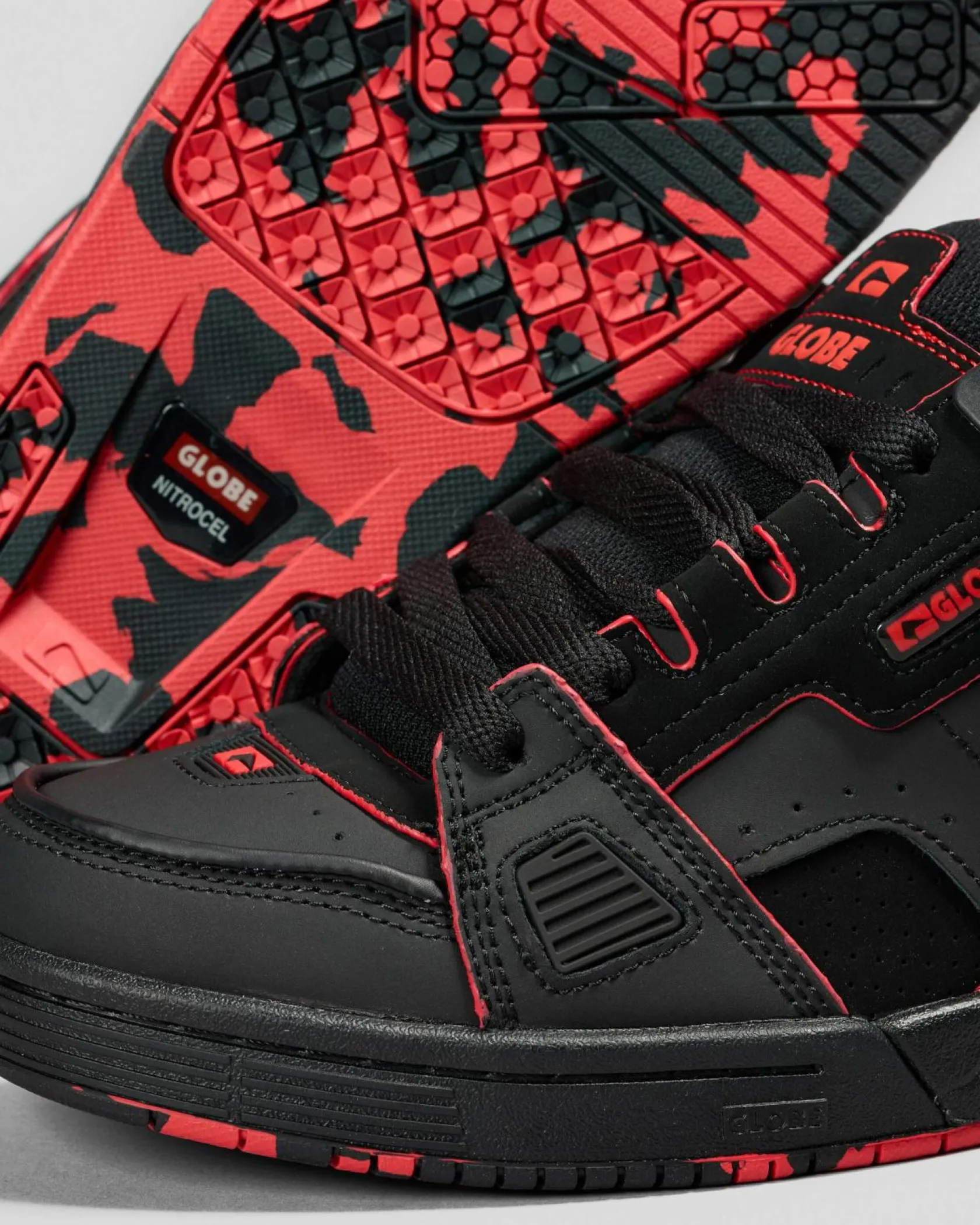 Globe Sabre Shoes Black/red/mosaic Discount