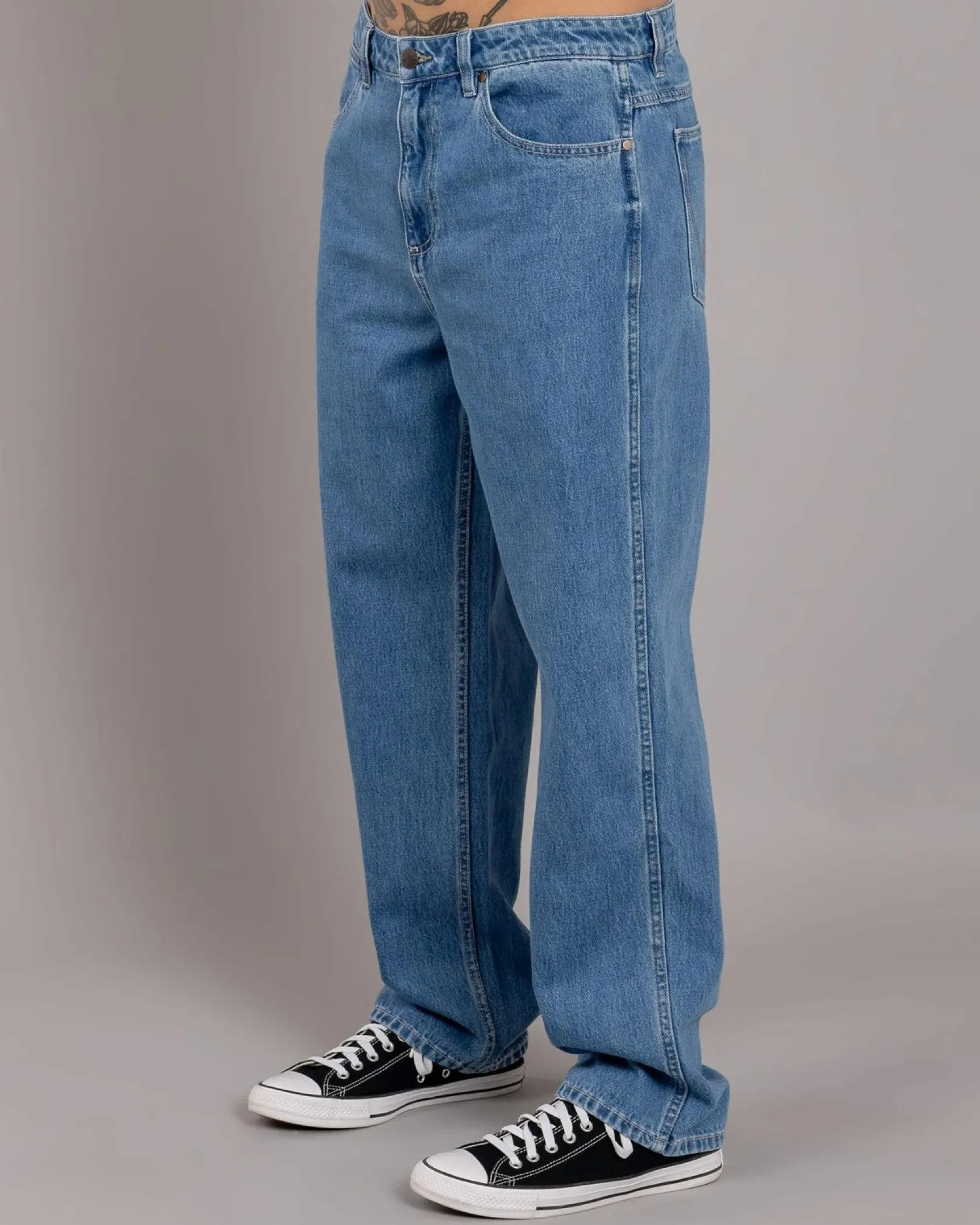 Wrangler Slacker Relaxed Straight Jeans Kalahari Fade Clearance