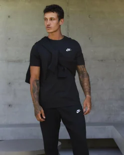 Nike Sportswear Club T-Shirt Black/ White Hot