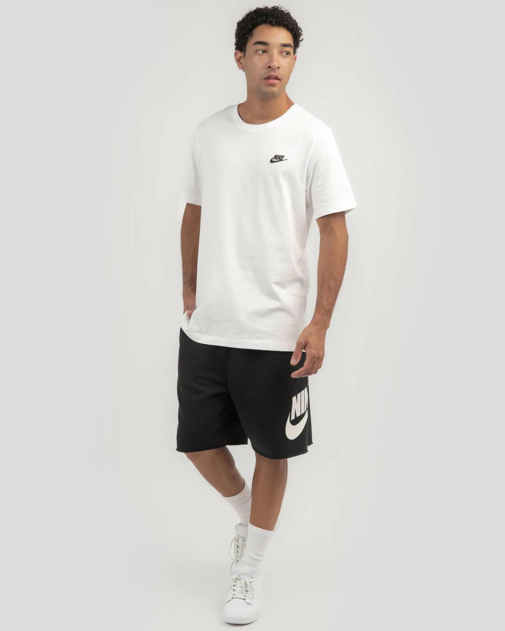 Nike Sportswear Club T-Shirt White/ Black Online