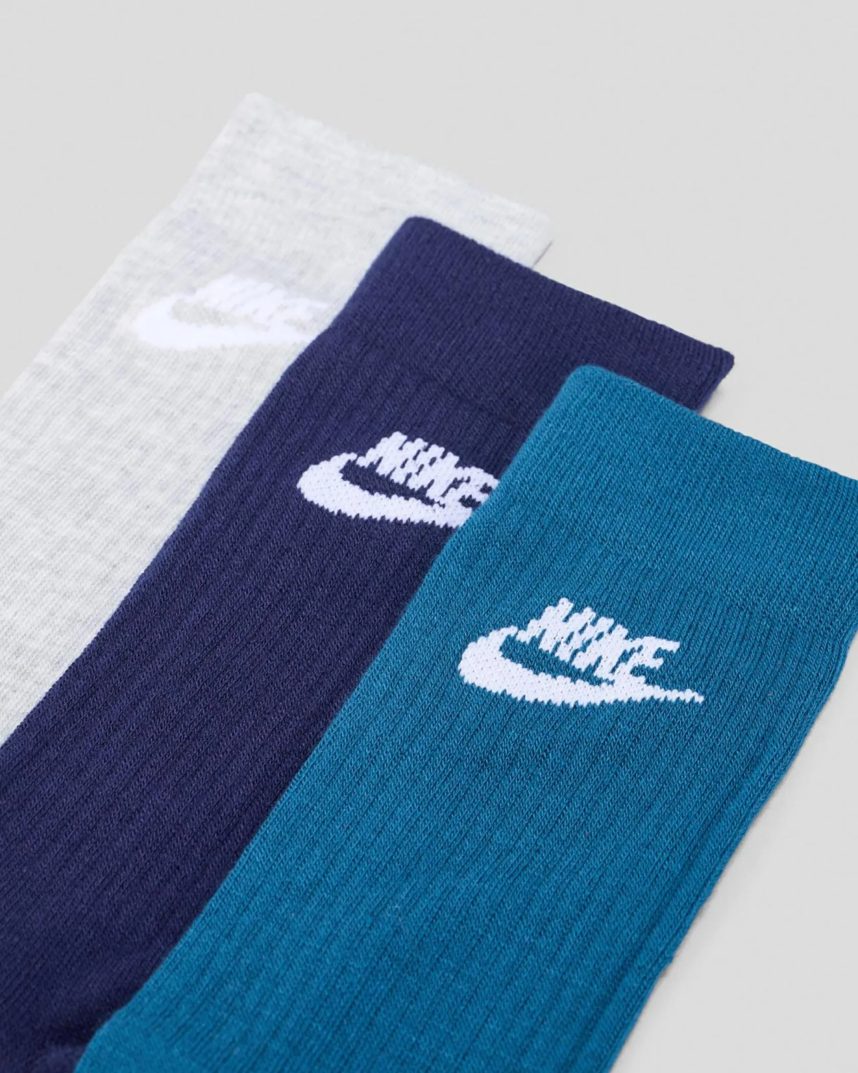 Nike Sportswear Everyday Essential Socks Multi New