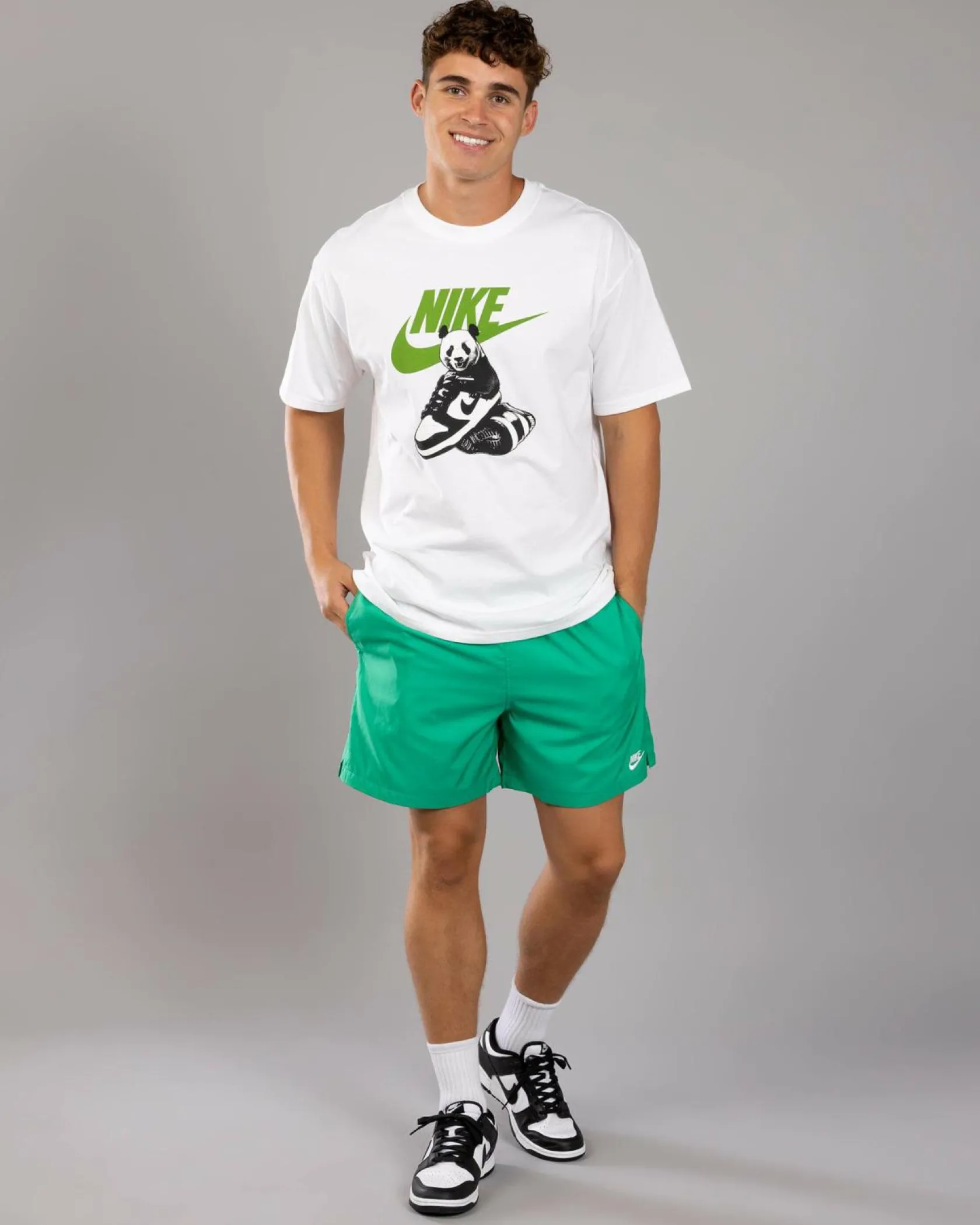 Nike Sportswear Panda Dunk T-Shirt White New