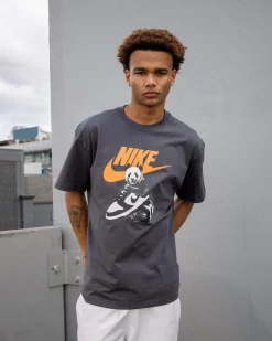 Nike Sportswear Panda Dunk T-Shirt Anthracite Sale