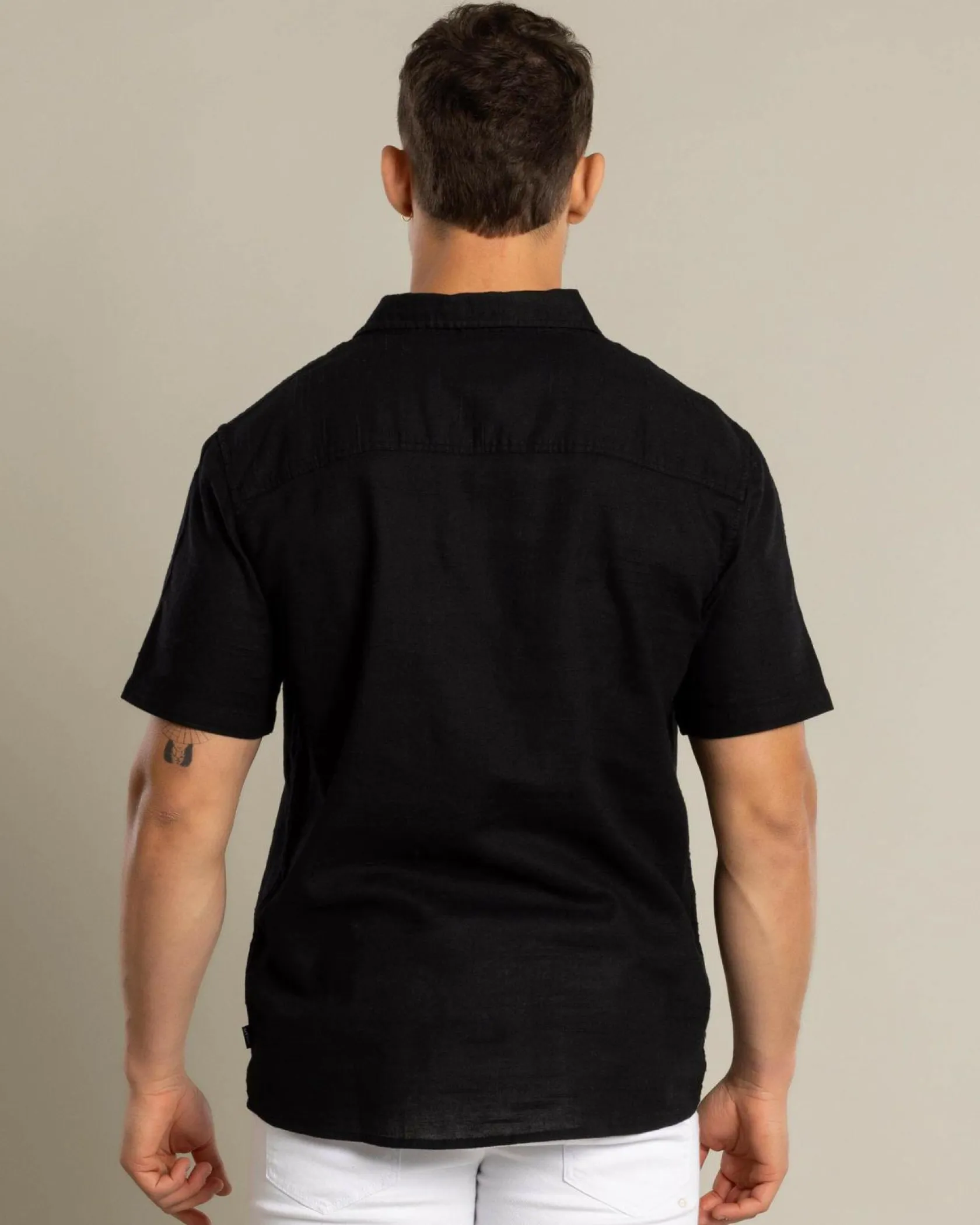 Skylark Tension Short Sleeve Shirt Black