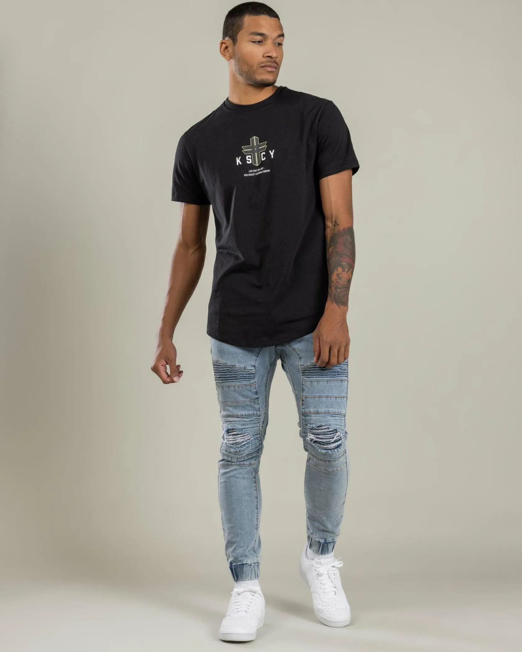 Kiss Chacey Tomb Dual Curve T-Shirt Jet Black Best