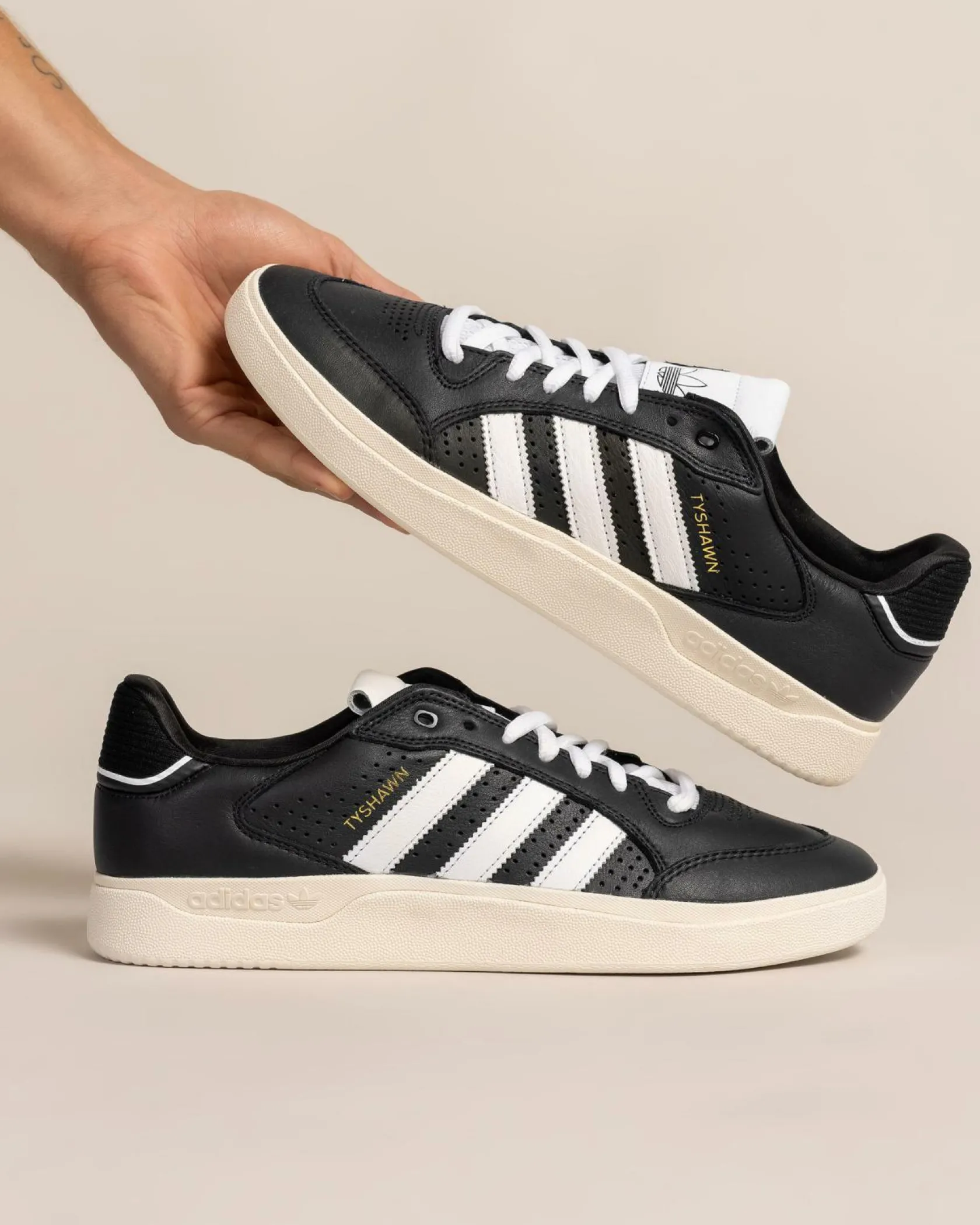 adidas Tyshawn Low Shoes Cblack/ftwwht/cwhite Sale