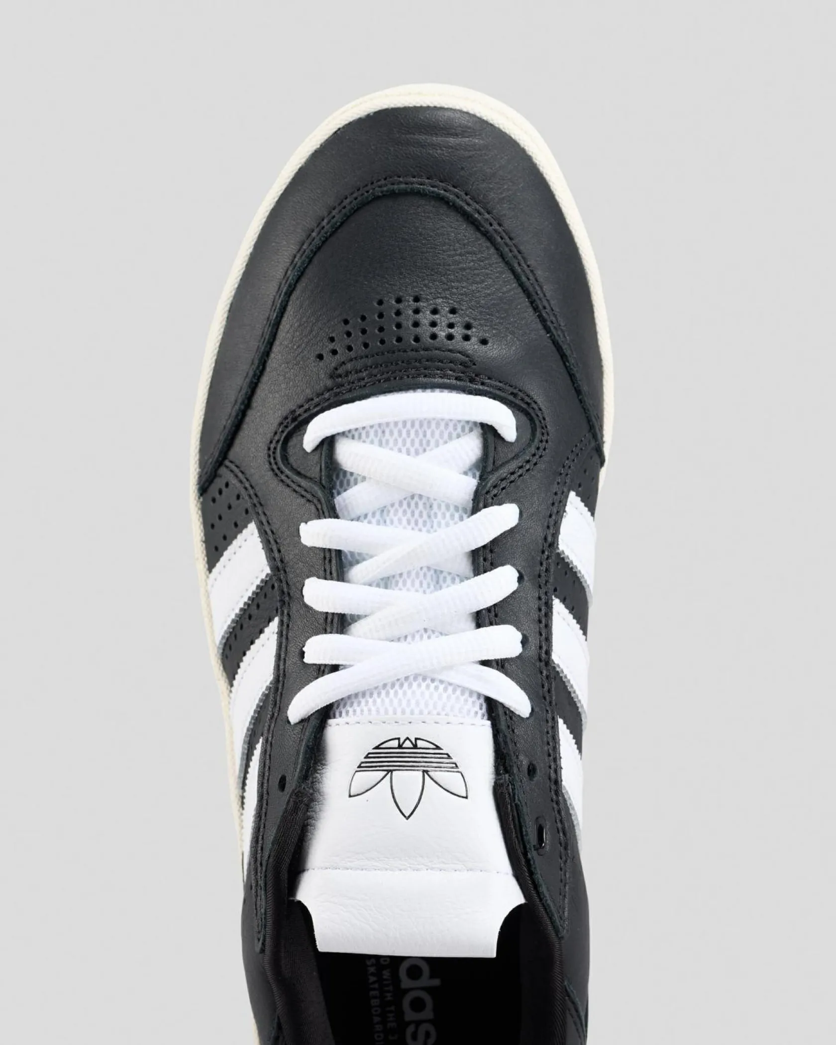 adidas Tyshawn Low Shoes Cblack/ftwwht/cwhite Sale